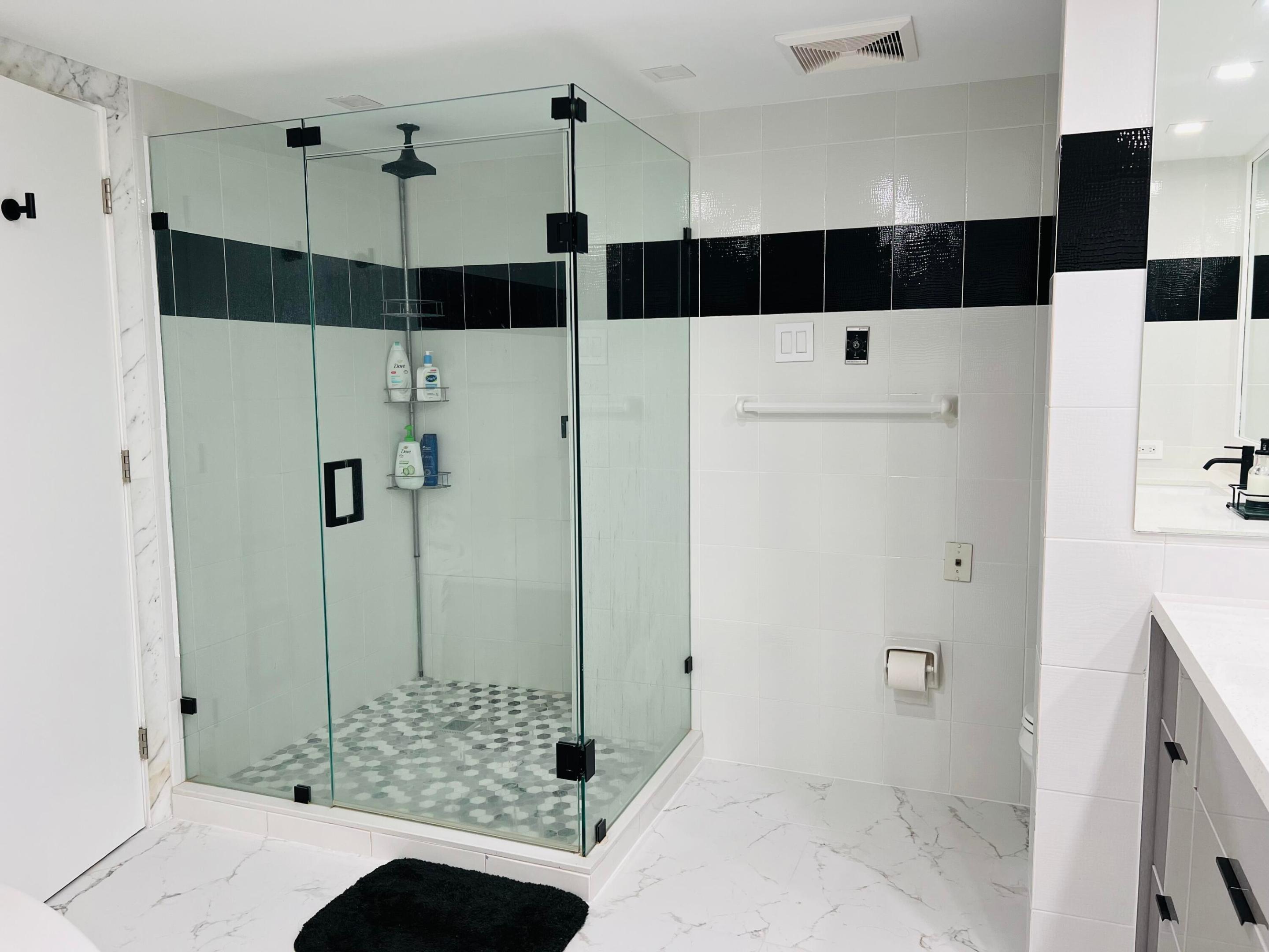TURNBERRY ISLE CONDO - Residential Lease