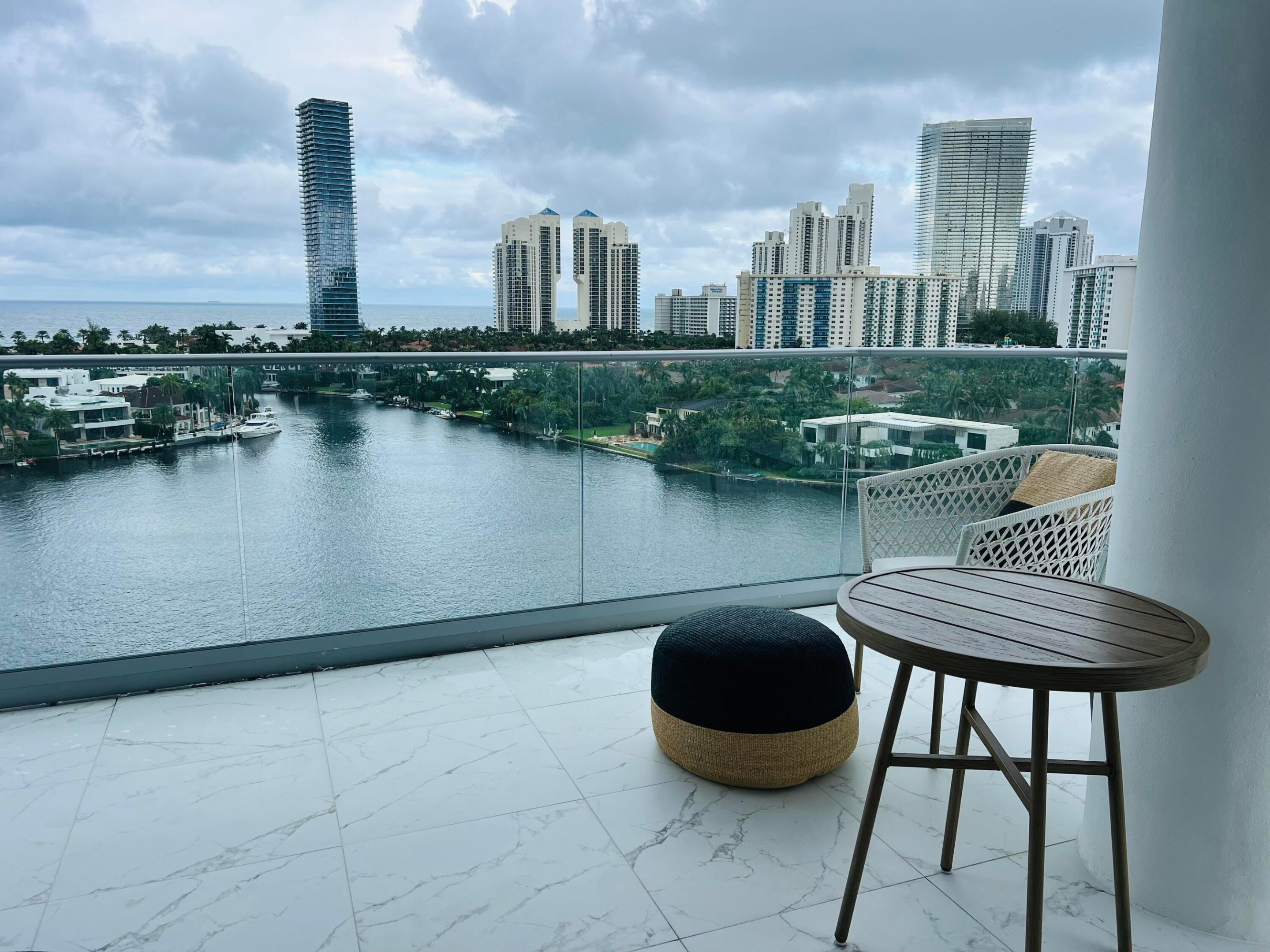 TURNBERRY ISLE CONDO - Residential Lease