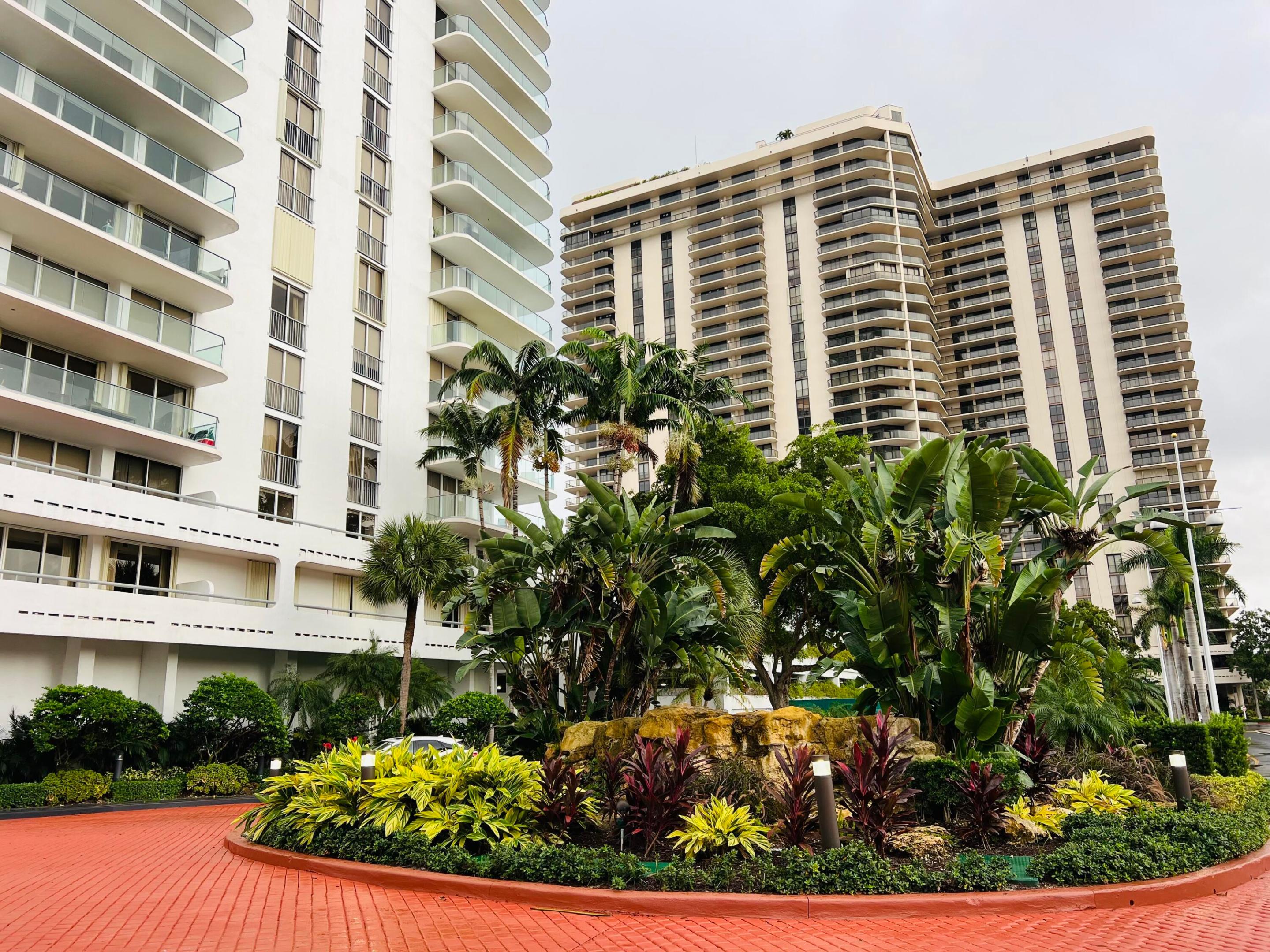 TURNBERRY ISLE CONDO - Residential Lease