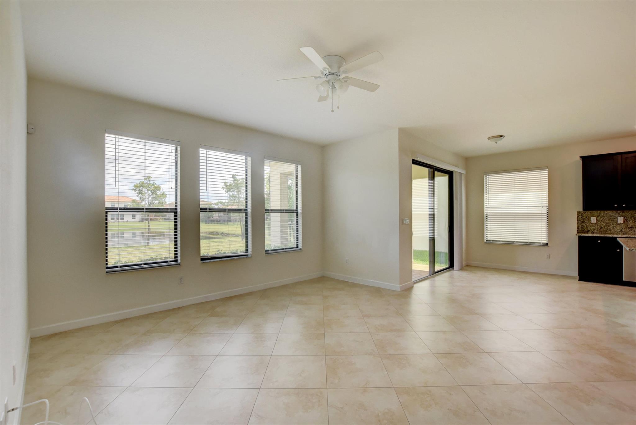 CRESTWOOD NORTH - Residential Lease