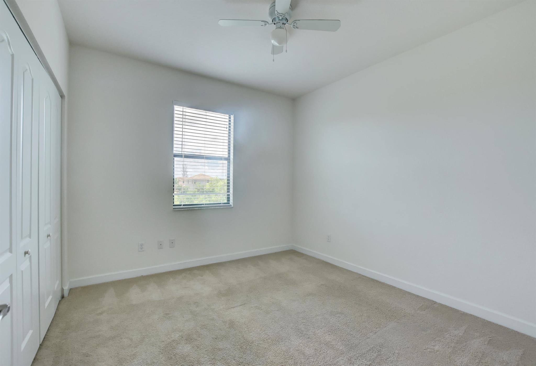 CRESTWOOD NORTH - Residential Lease