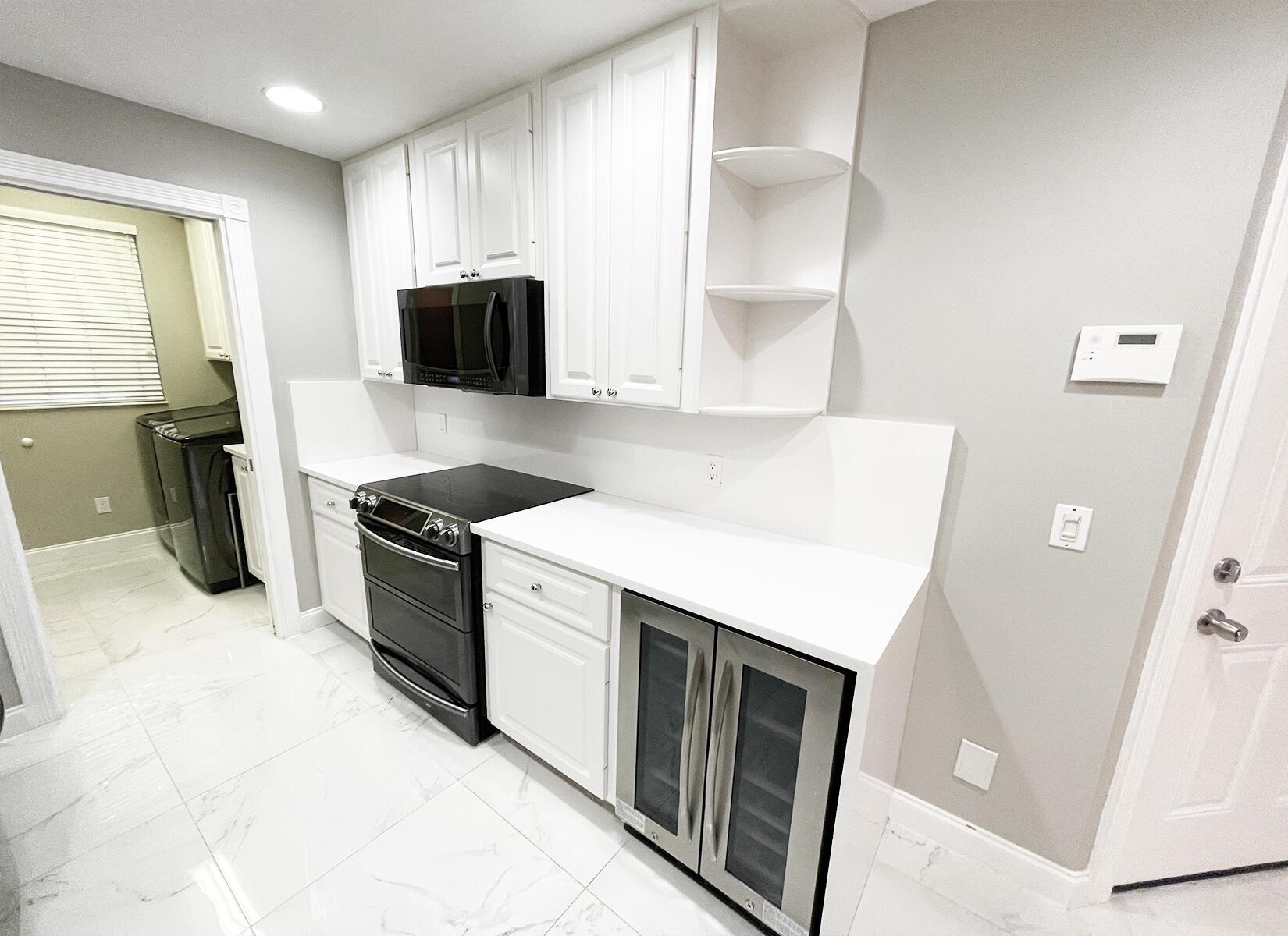 CATALINA LAKES - Residential Lease