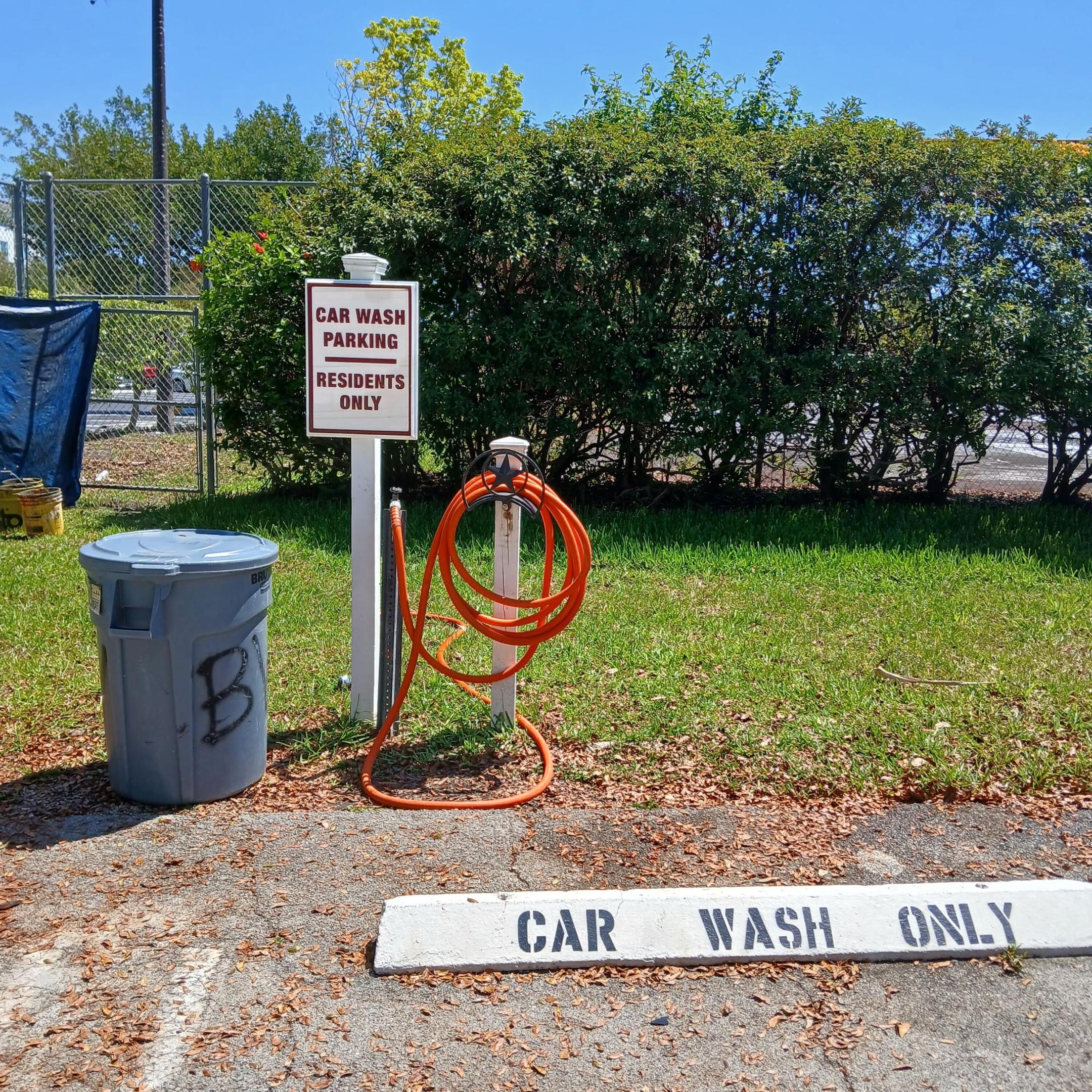 BREAKWATERS OF THE PALM BEACHES CONDO - Residential