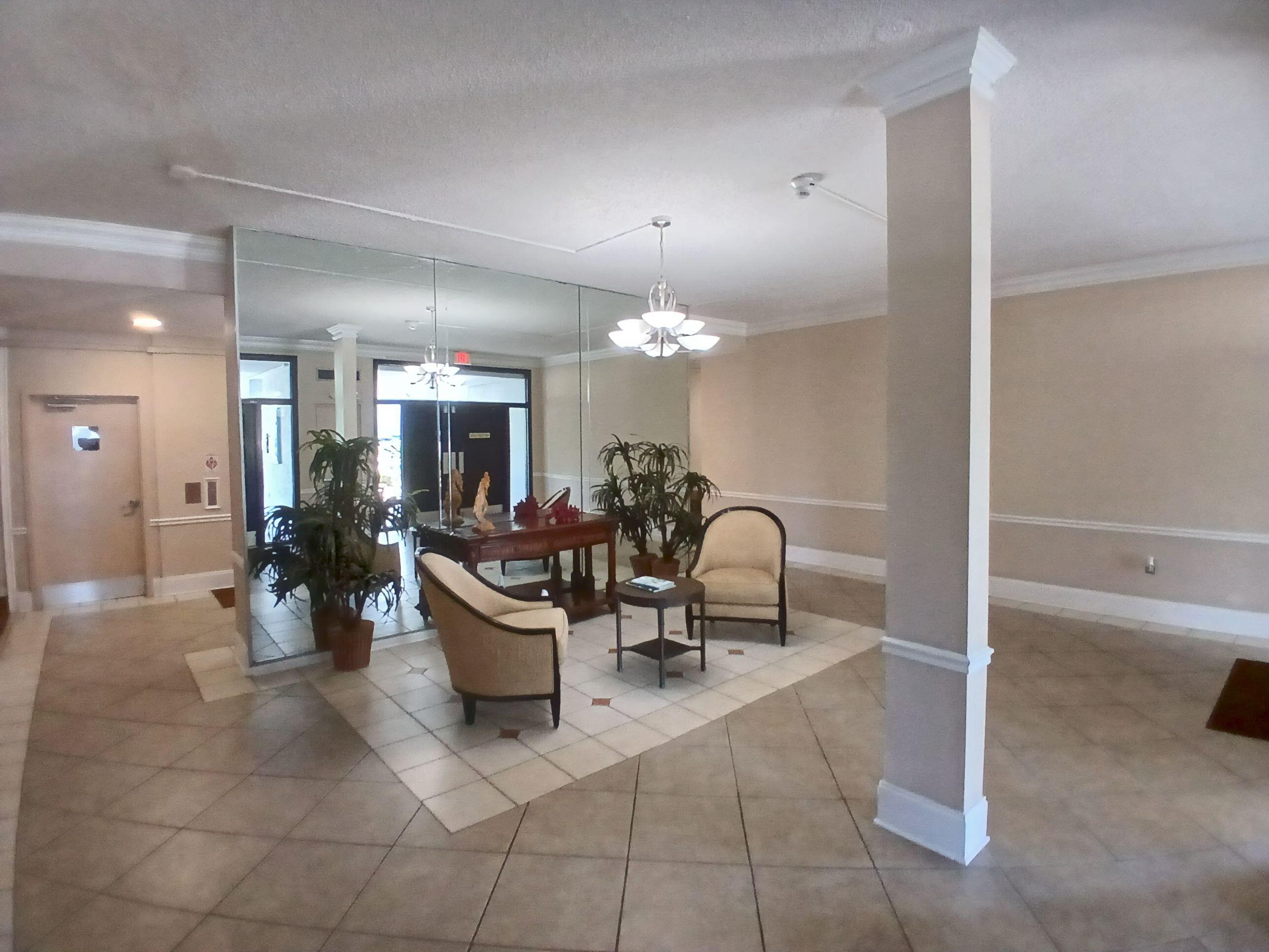 BREAKWATERS OF THE PALM BEACHES CONDO - Residential