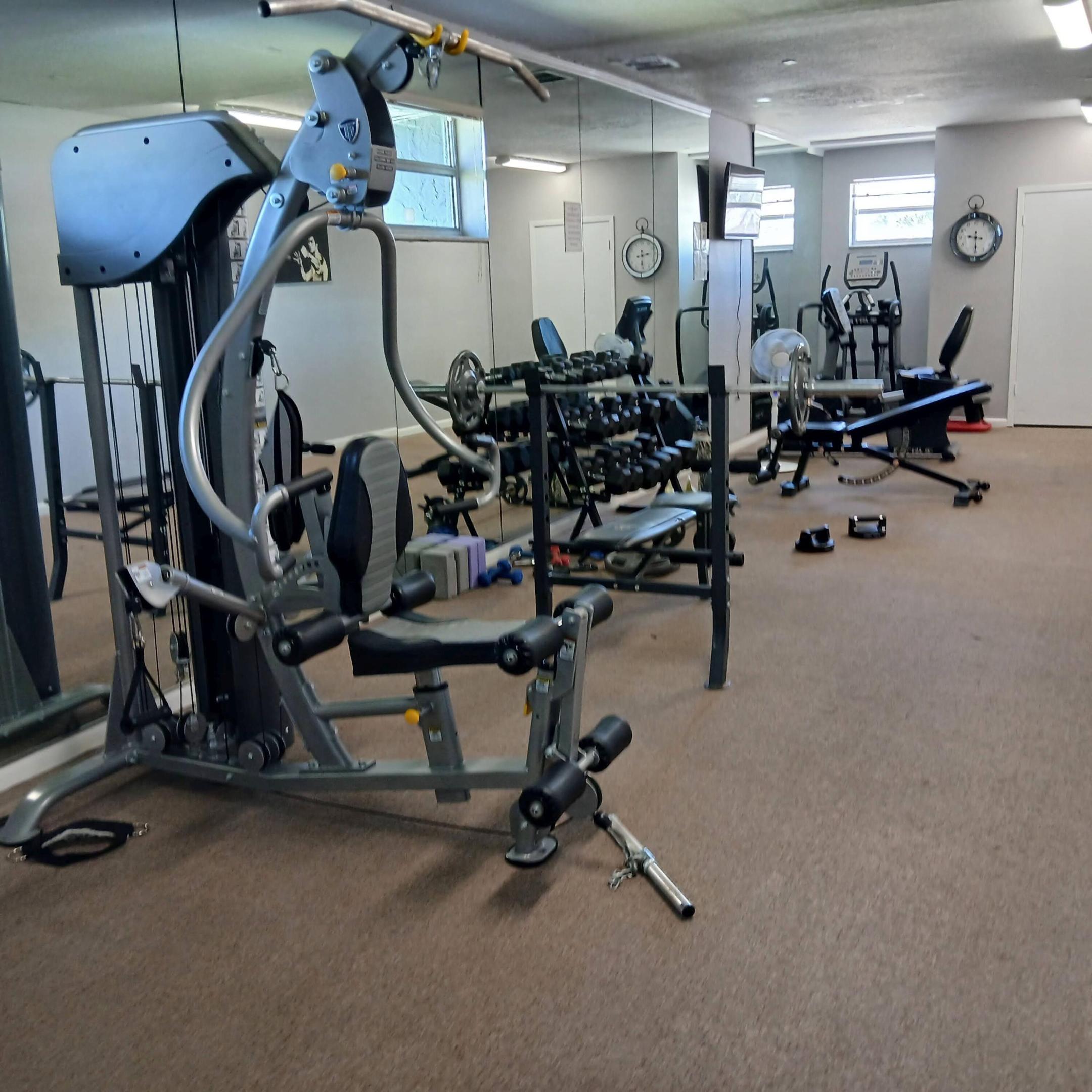 BREAKWATERS OF THE PALM BEACHES CONDO - Residential