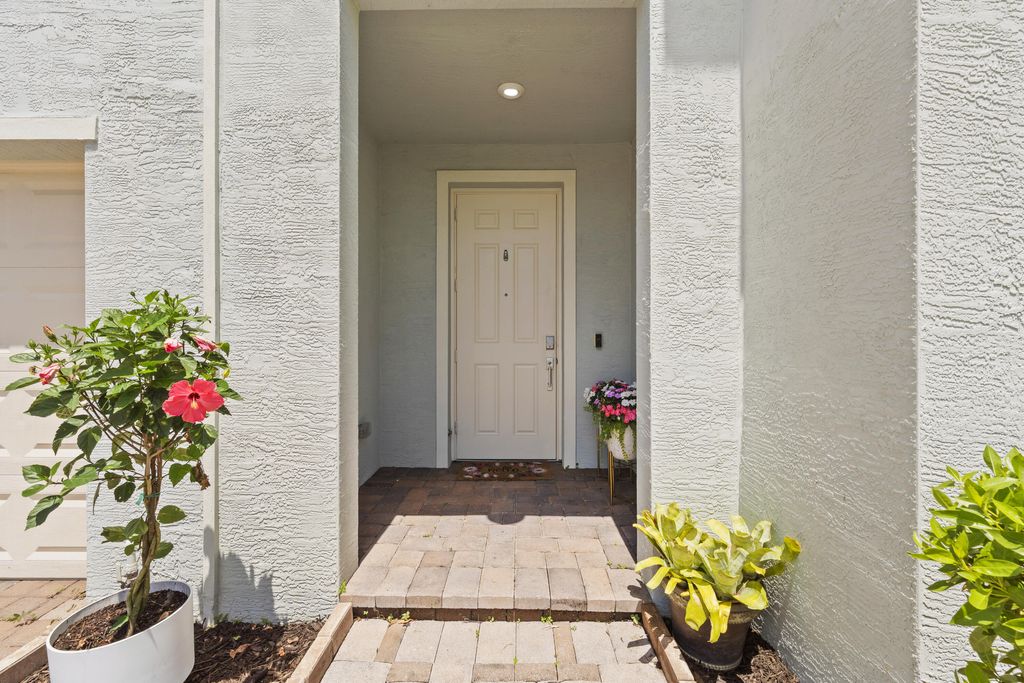 Photo of 7705 NW Greenbank Circle, Port Saint Lucie, FL 34987 (MLS # B26028727)