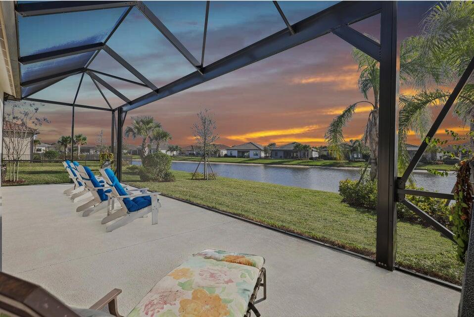786 SE COURANCES Drive