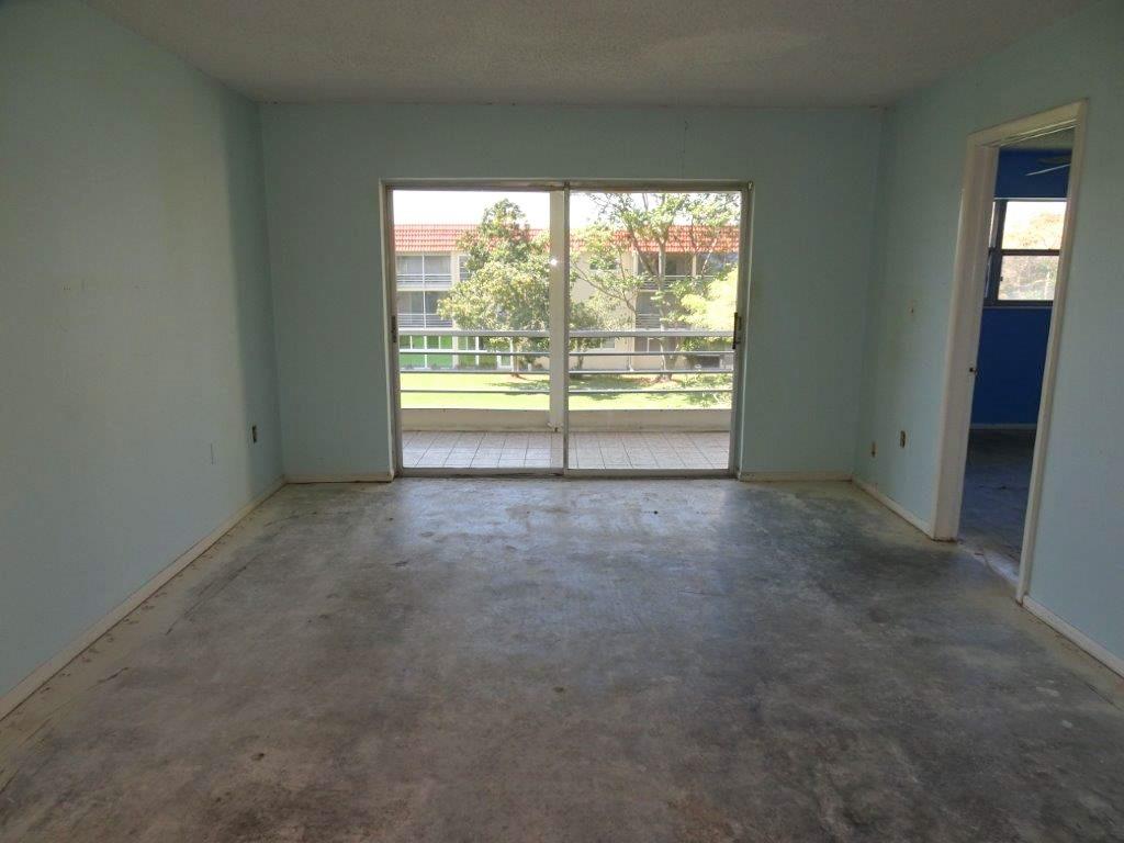 Sunrise Lakes Phase I - Residential