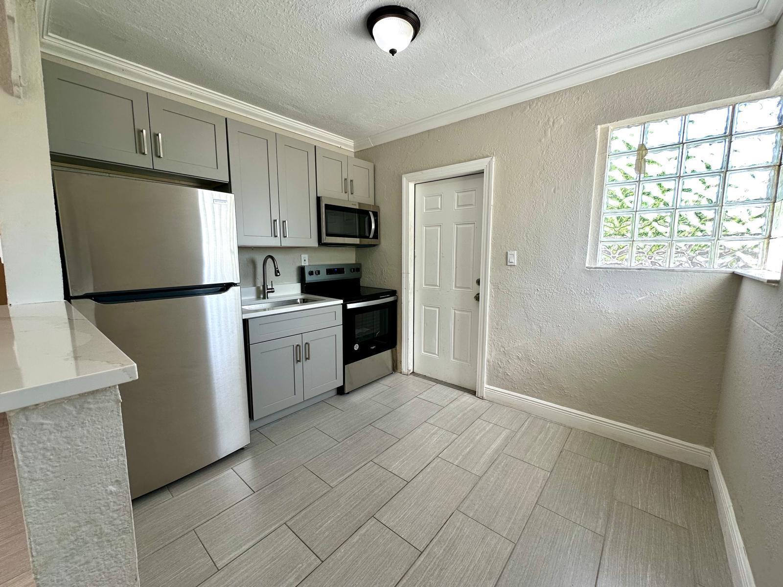 LAKE AVE ADD TO WPB - Residential Lease