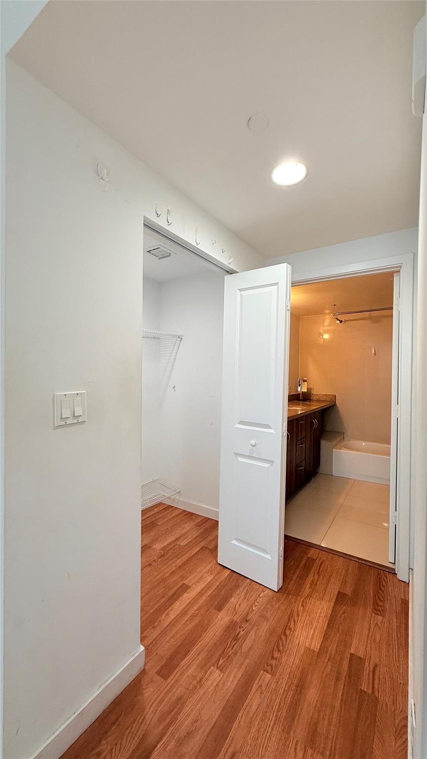 23 Biscayne Bay Condo - Residential Lease