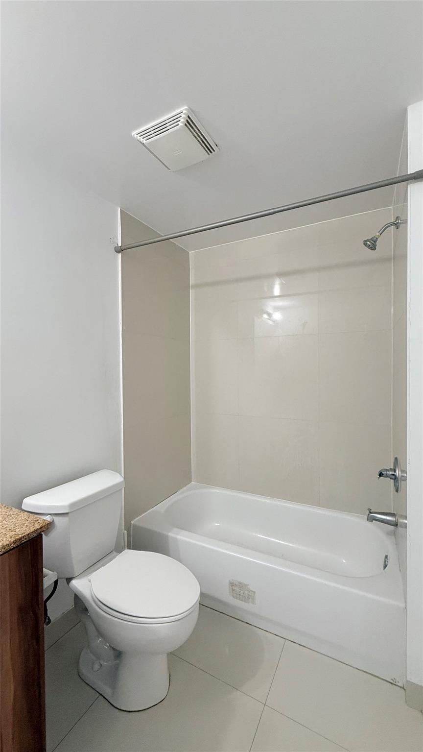 23 Biscayne Bay Condo - Residential Lease