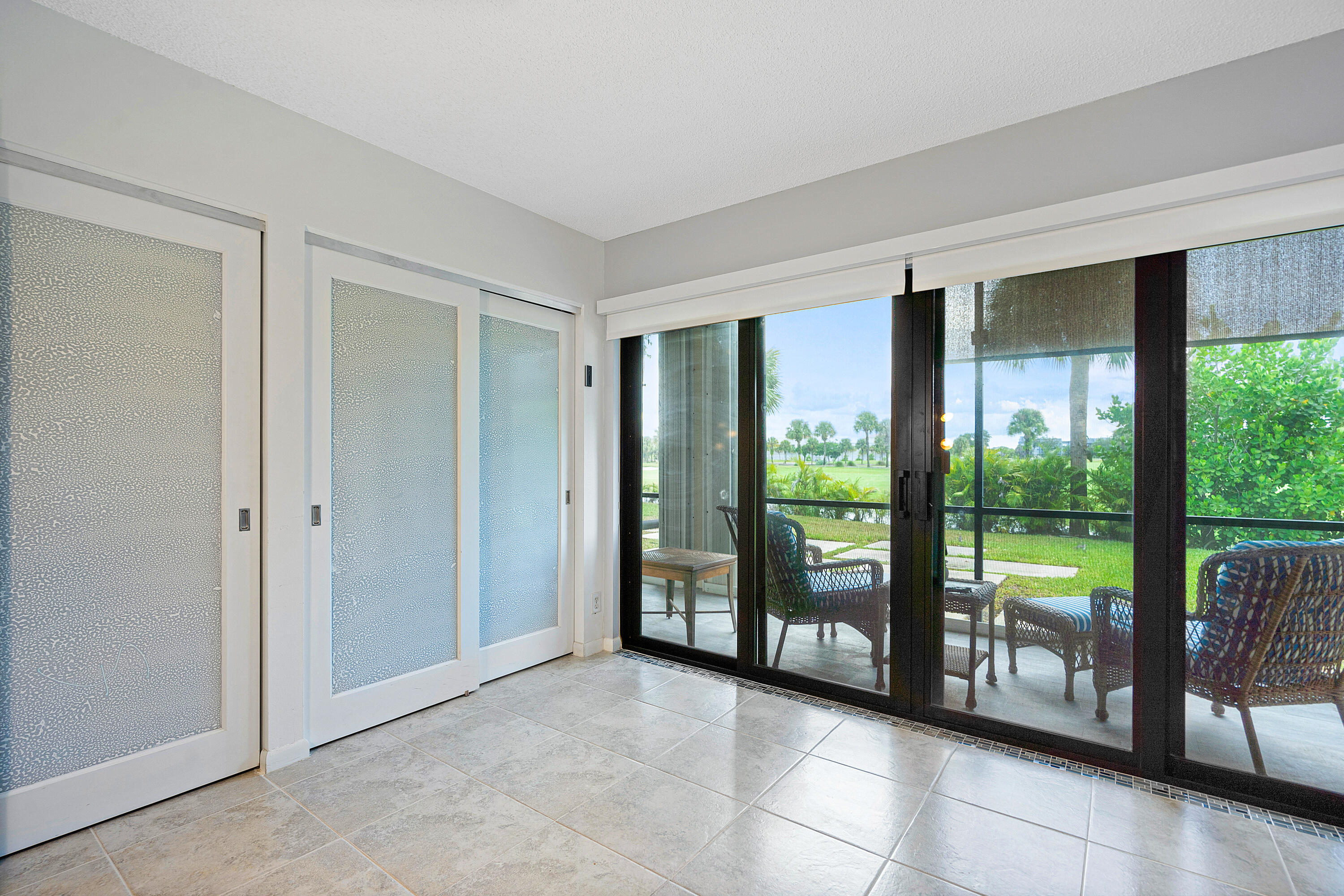 LANDS OF THE PRESIDENT CONDO 1 - Residential