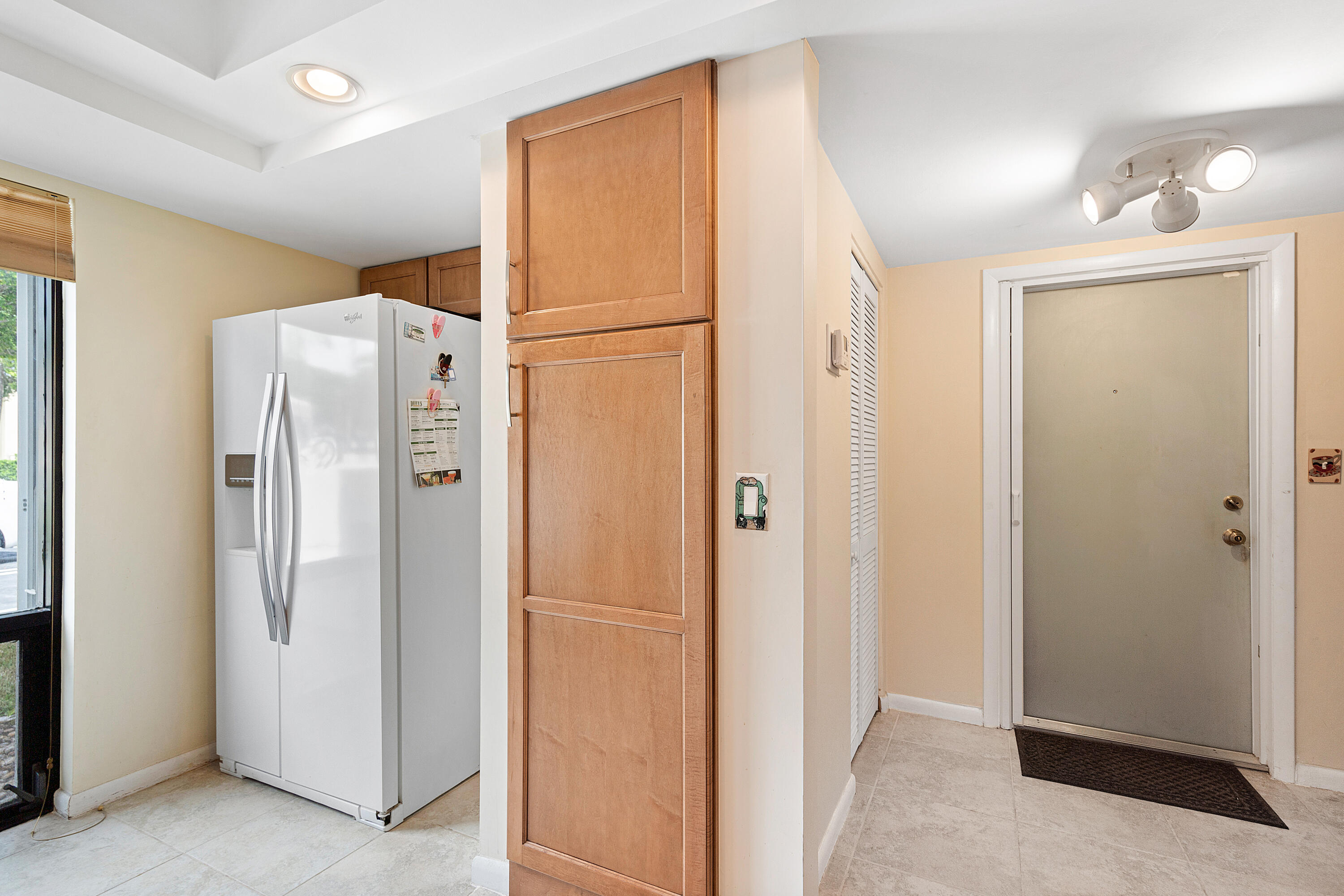 LANDS OF THE PRESIDENT CONDO 1 - Residential