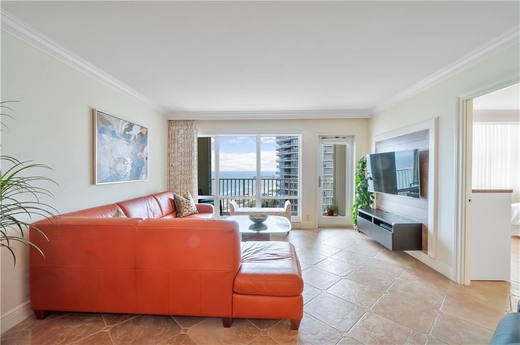 ADMIRALTY TOWERS - Residential