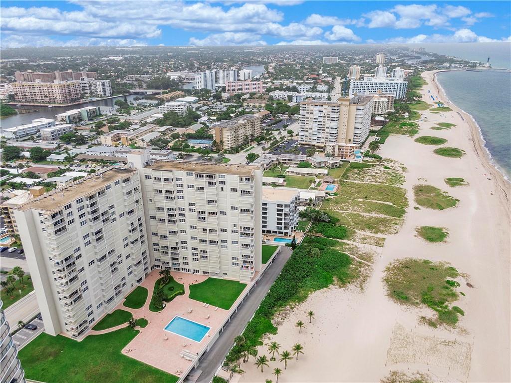 ADMIRALTY TOWERS - Residential