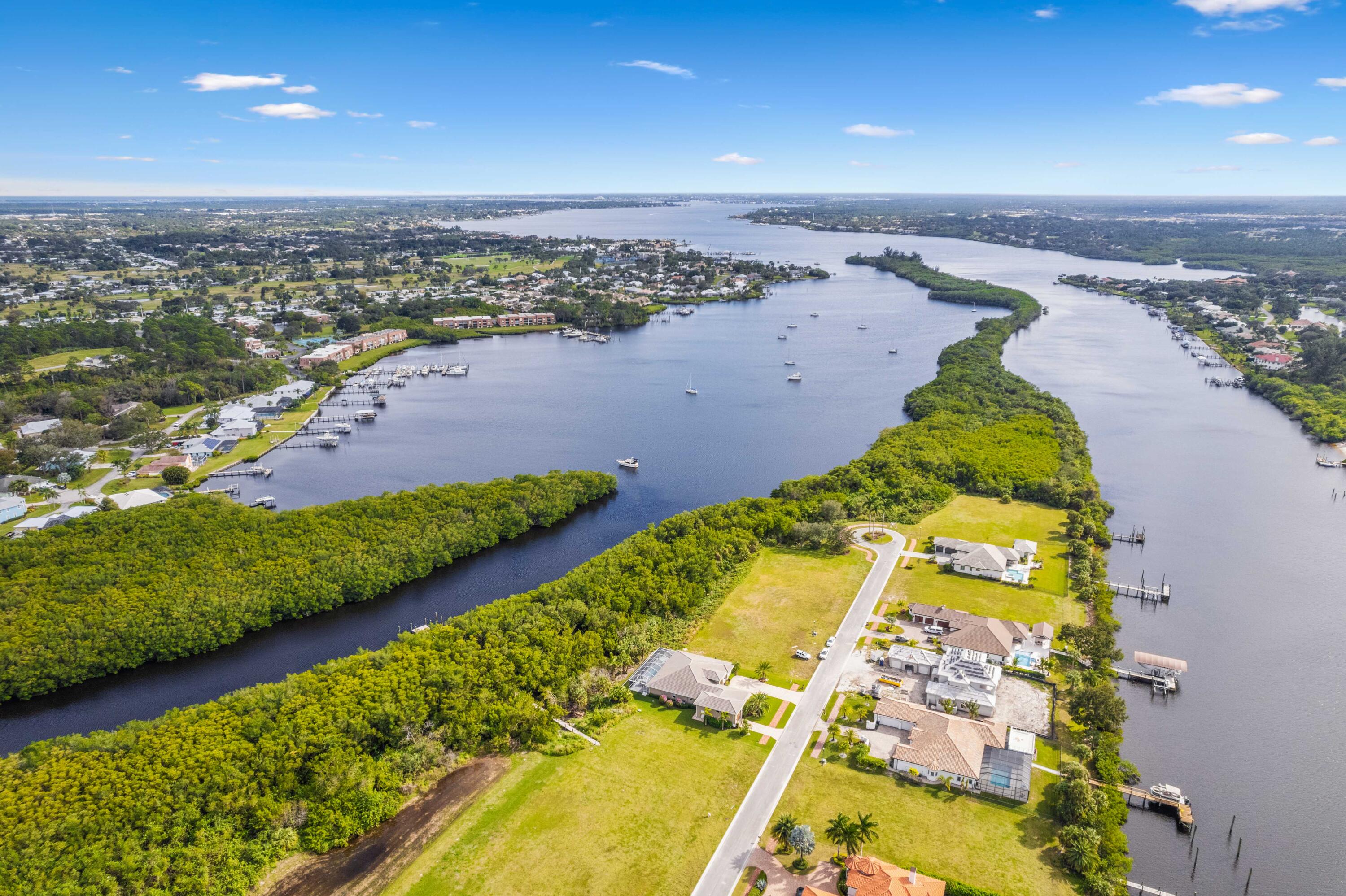 FIRST REPLAT OF RIVER POINT PUD - Land