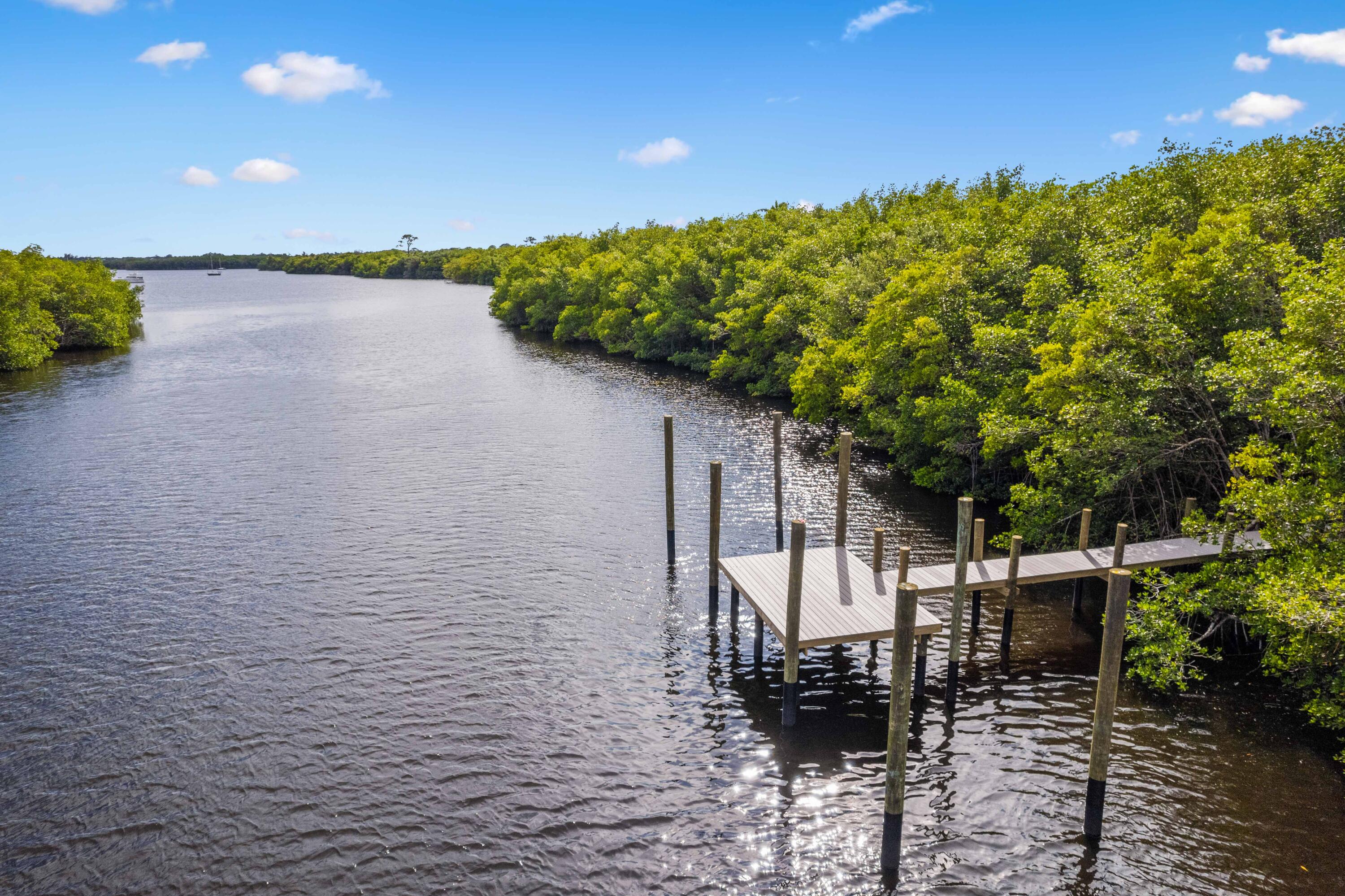 FIRST REPLAT OF RIVER POINT PUD - Land