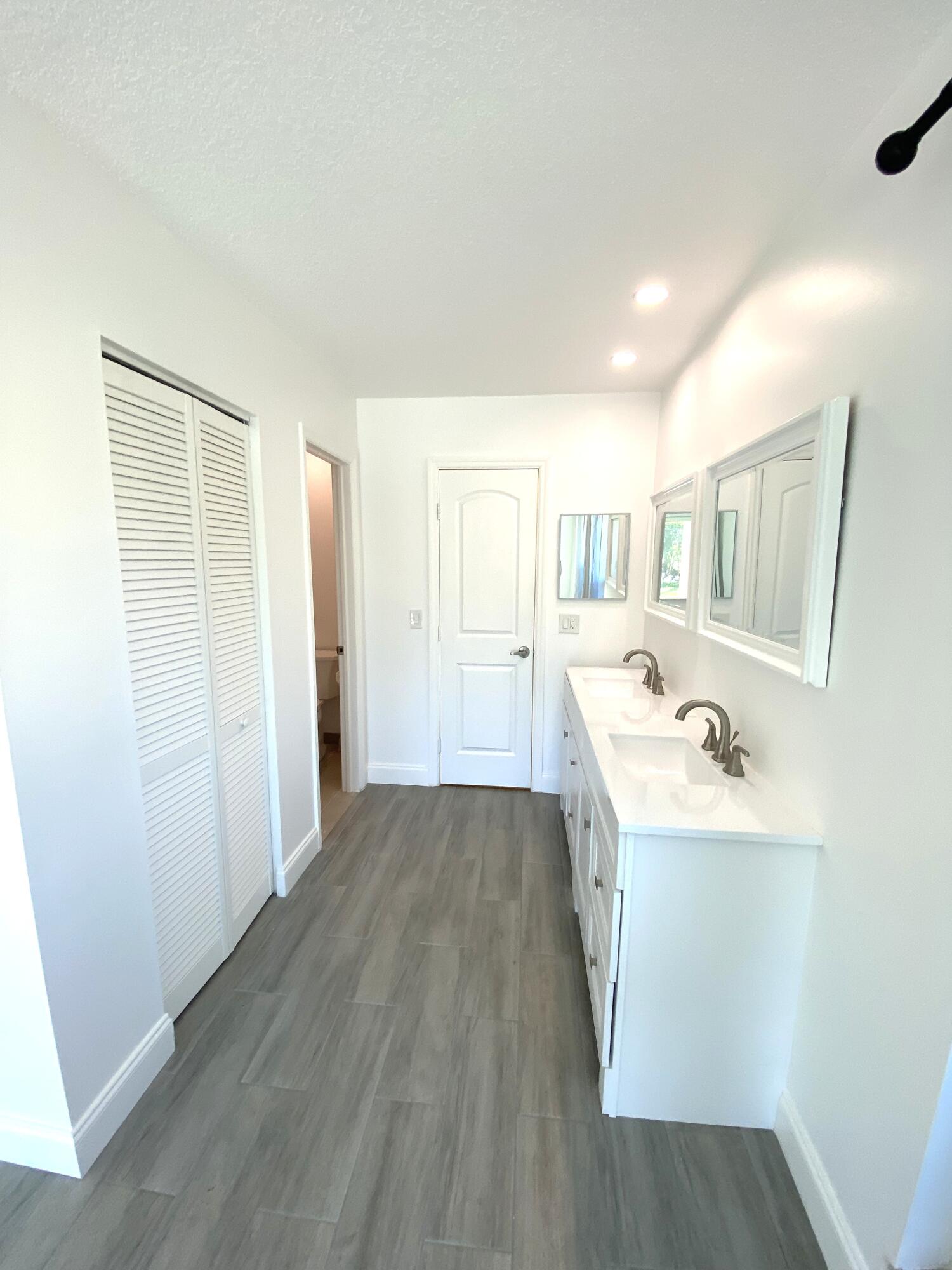 PINES OF DELRAY - Residential Lease