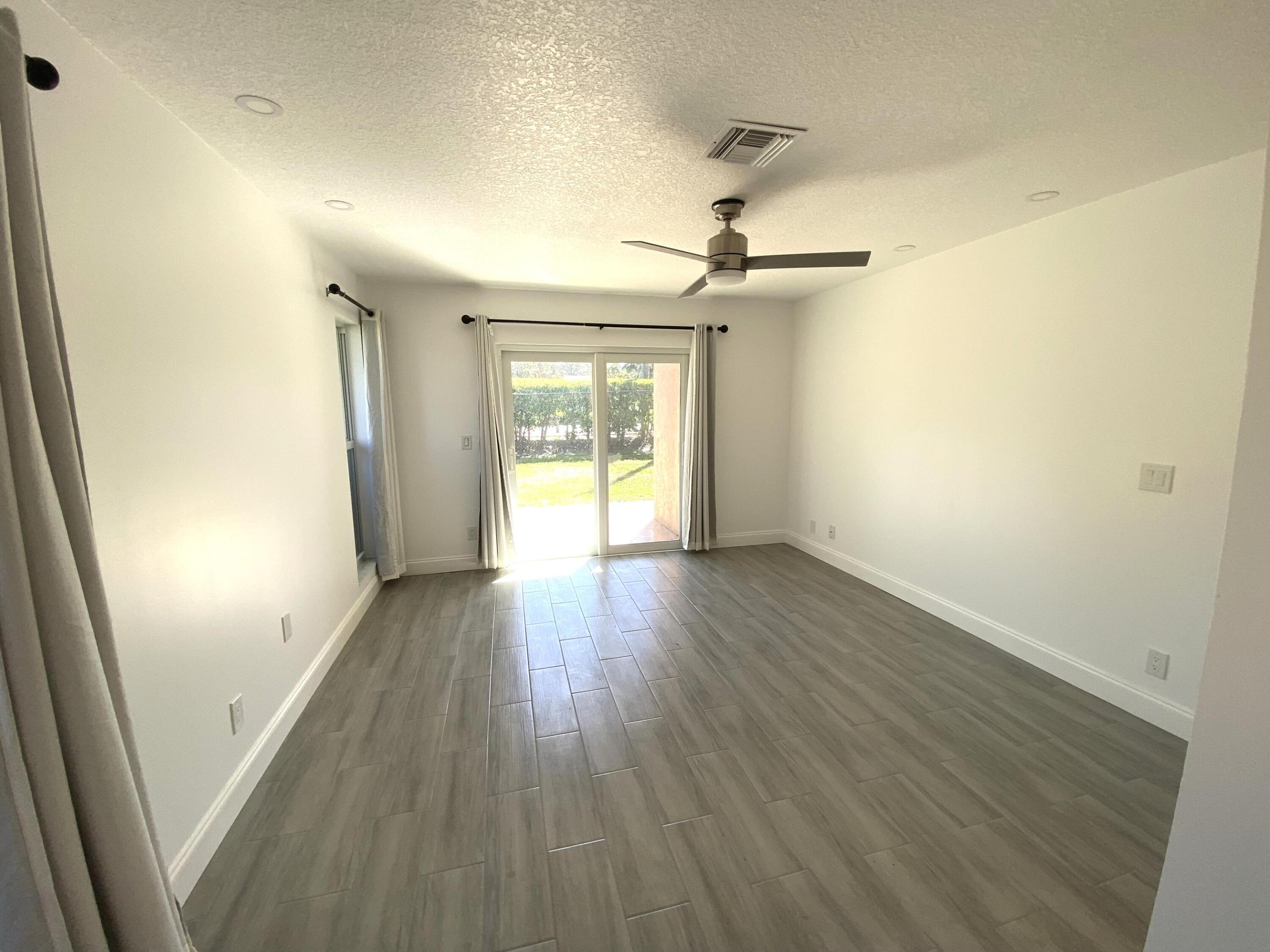 PINES OF DELRAY - Residential Lease
