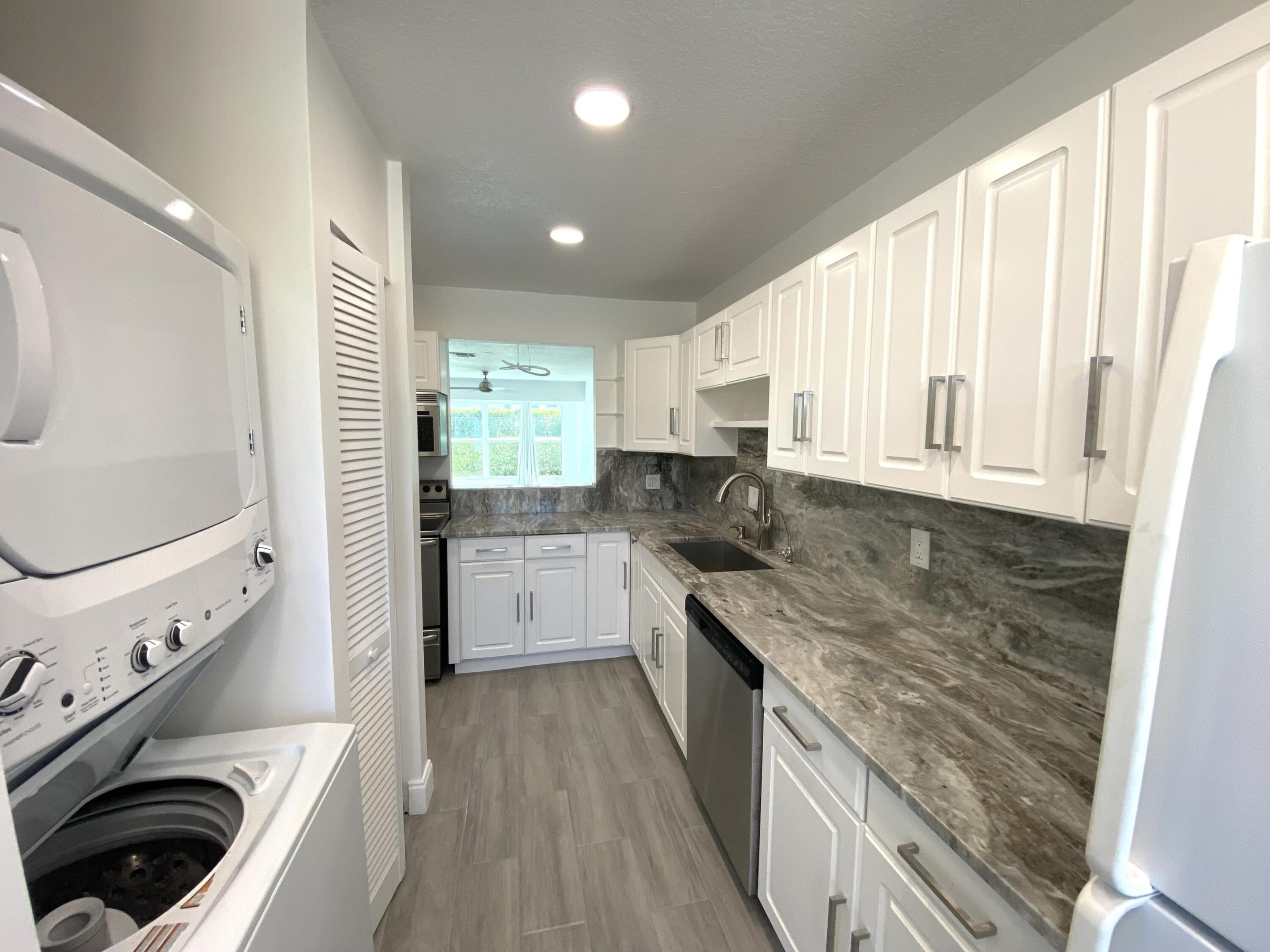 PINES OF DELRAY - Residential Lease