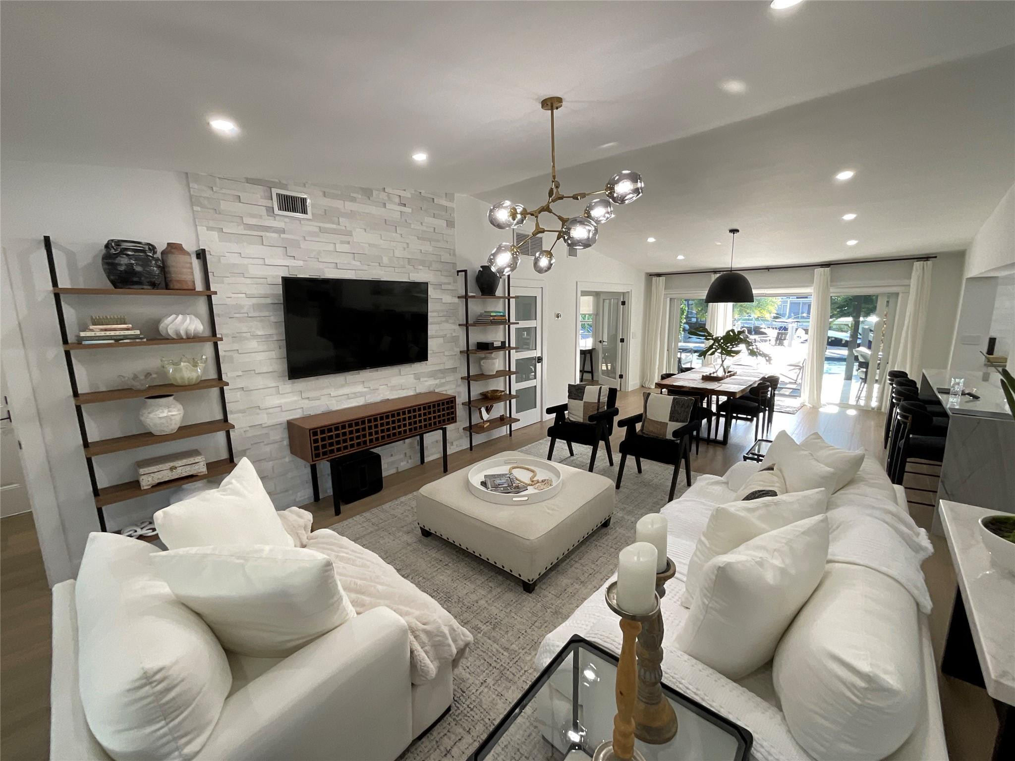 Tropic Isle Sec 04 - Residential Lease