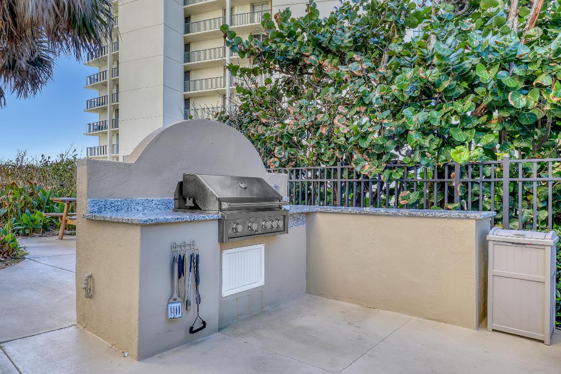 CONNEMARA CONDO - Residential