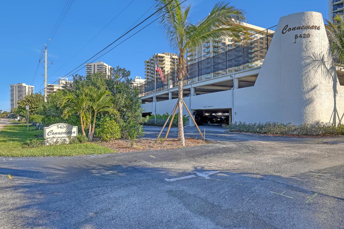 CONNEMARA CONDO - Residential