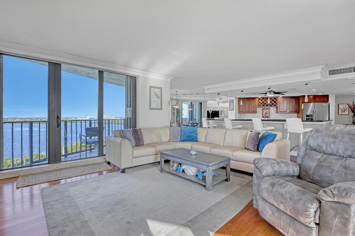 CONNEMARA CONDO - Residential