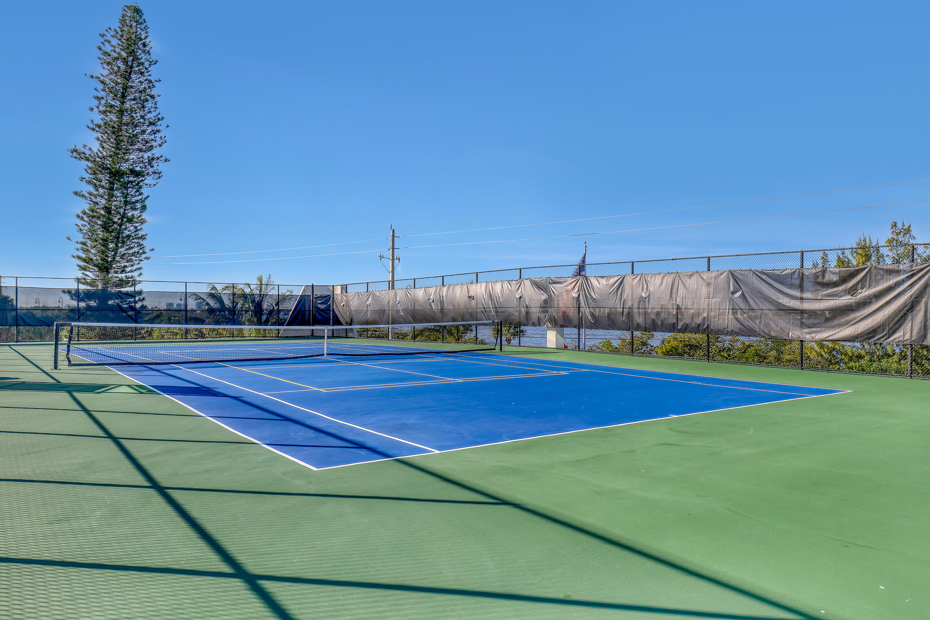 CONNEMARA CONDO - Residential