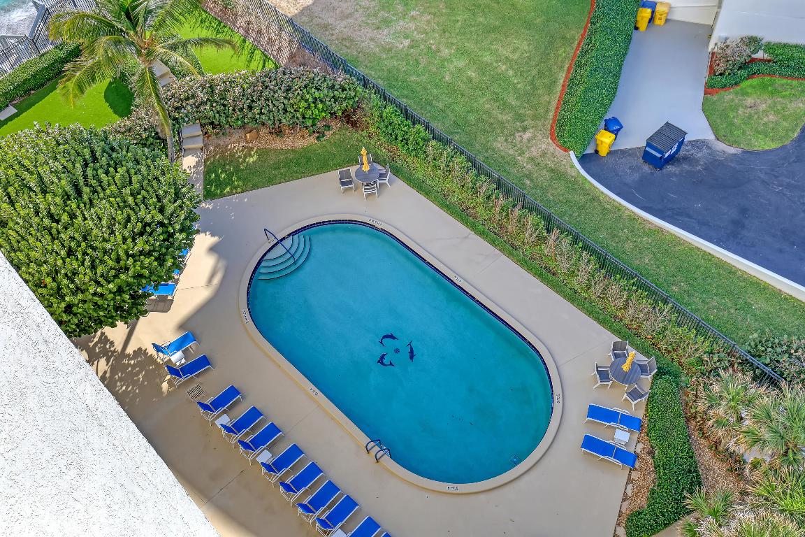 CONNEMARA CONDO - Residential