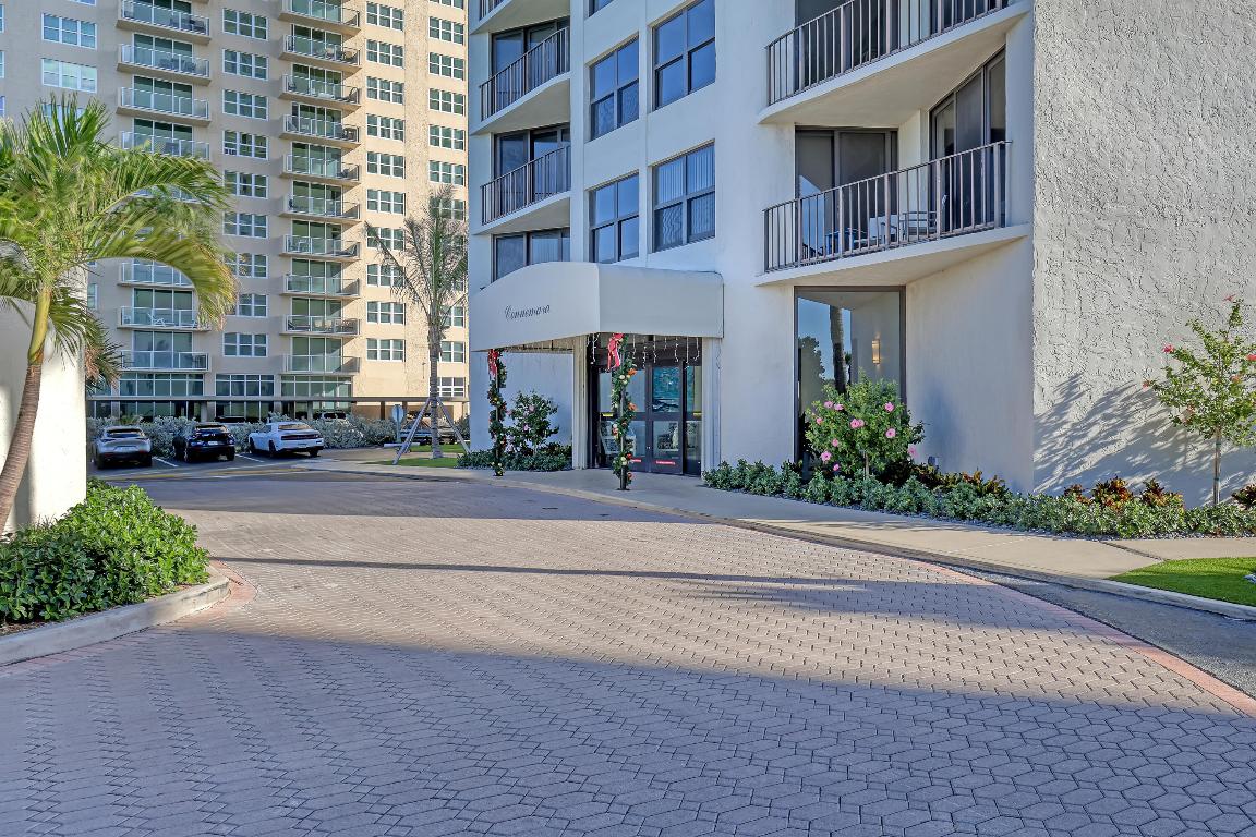 CONNEMARA CONDO - Residential