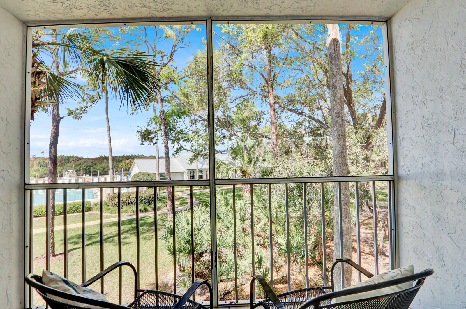 ANCHORAGE - Residential Lease