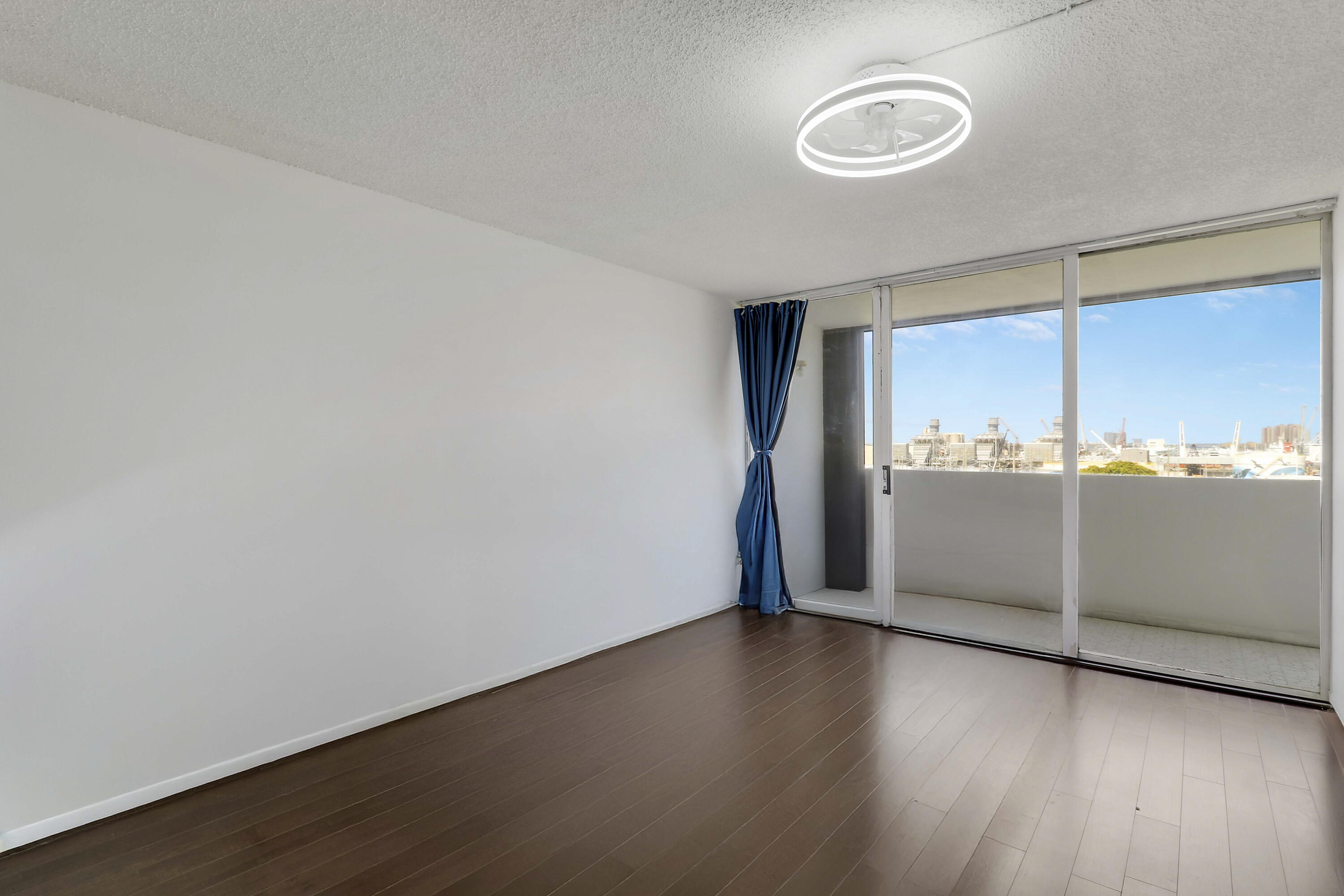 PALM BEACH HOUSE CONDO - Residential