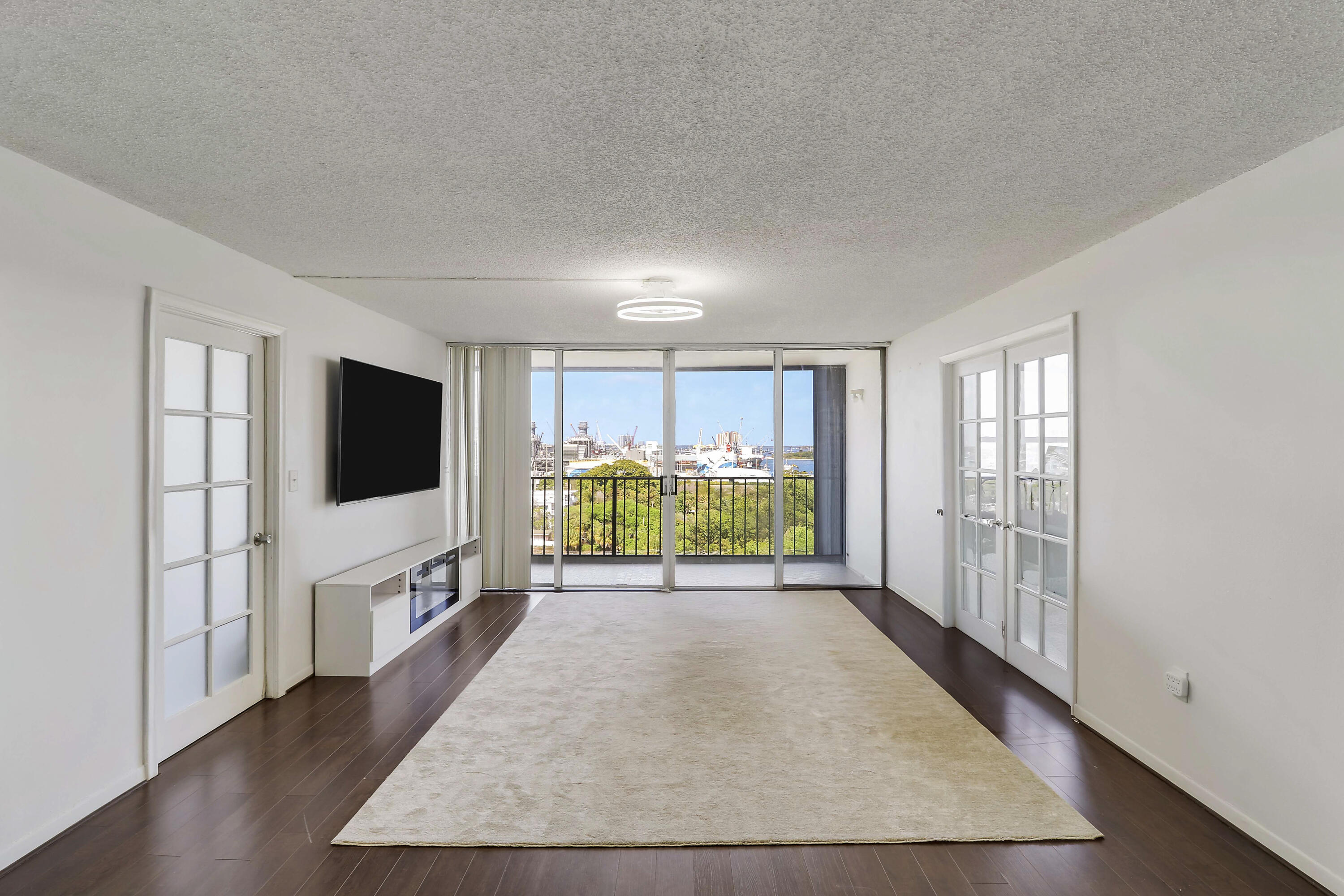 PALM BEACH HOUSE CONDO - Residential