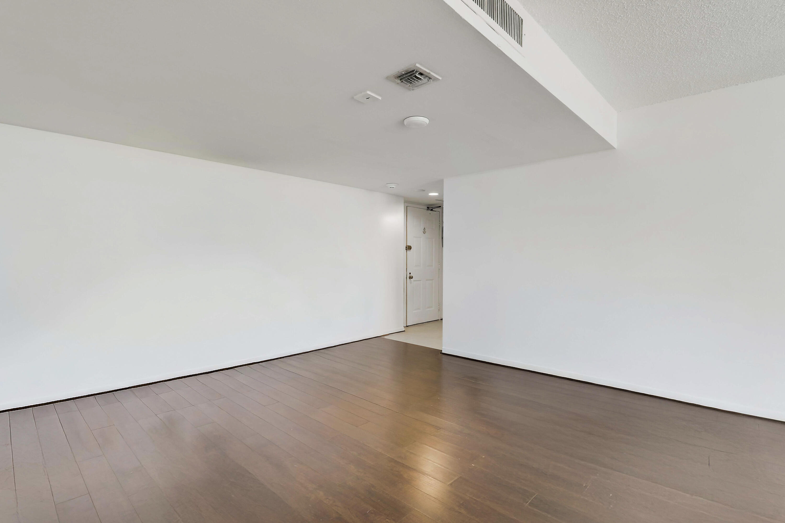 PALM BEACH HOUSE CONDO - Residential