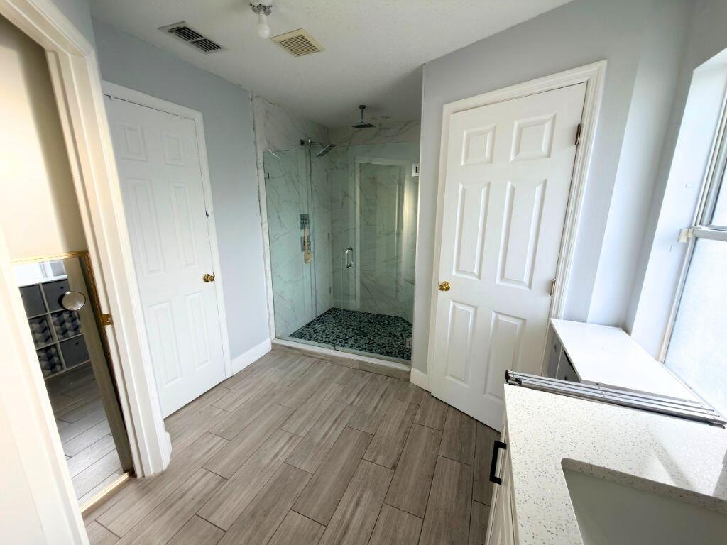 PORT ST LUCIE SECTION 25 - Residential Lease