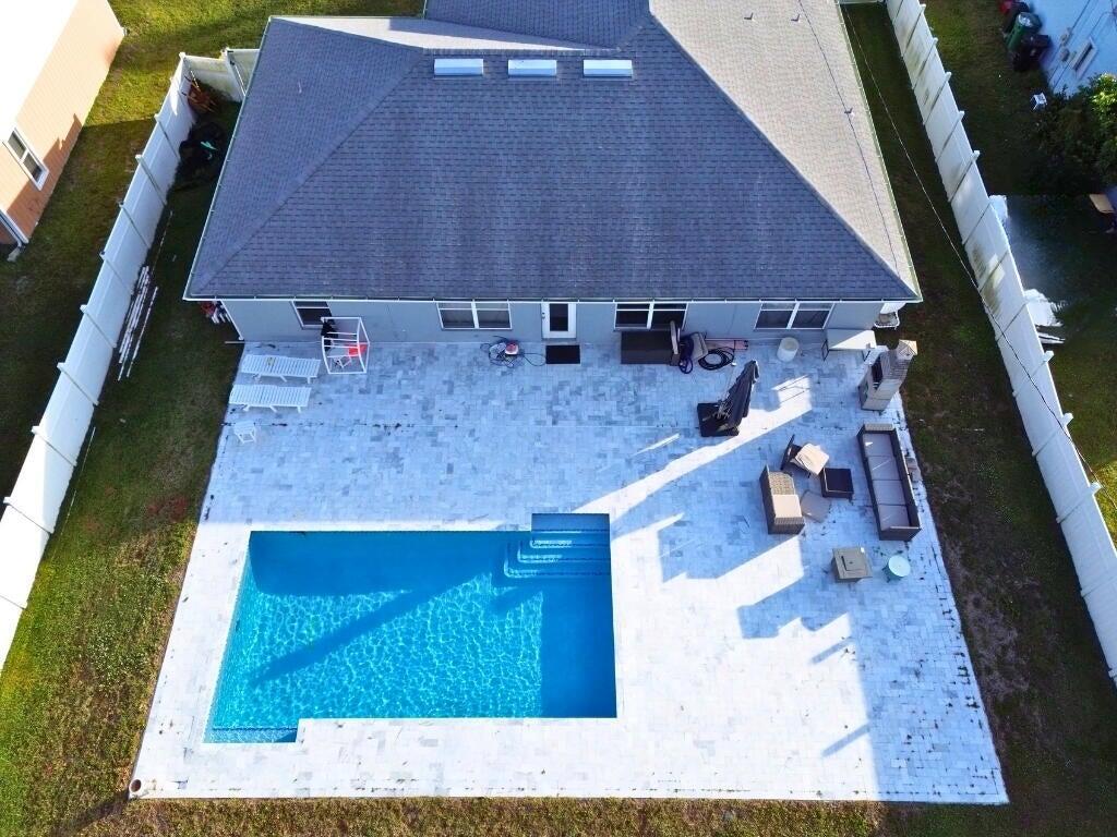 PORT ST LUCIE SECTION 25 - Residential Lease