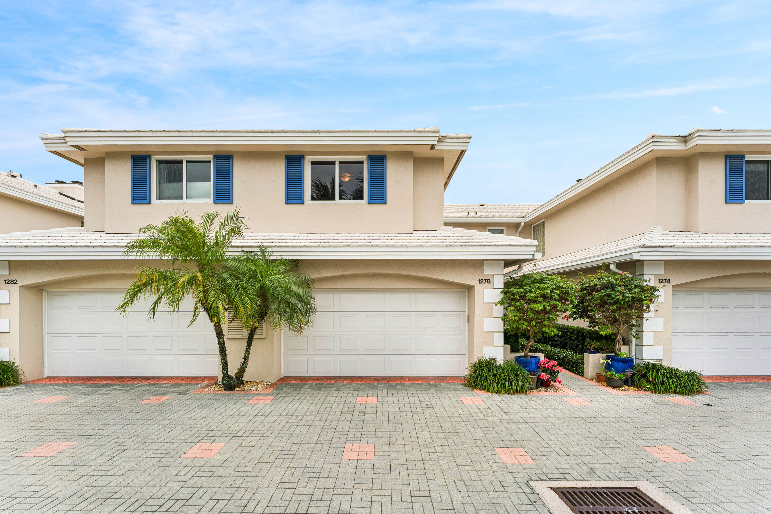 CAMBRIA CREST - Residential