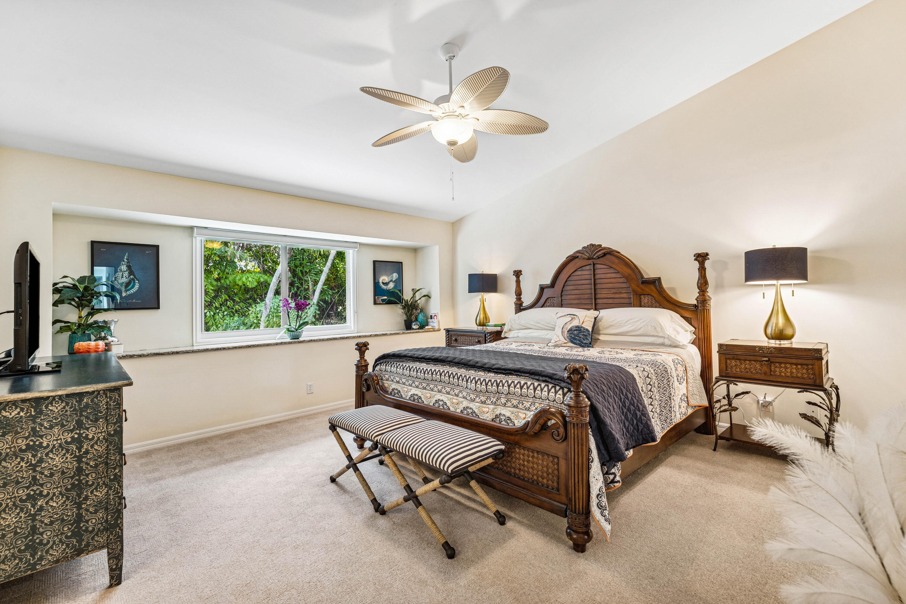 CAMBRIA CREST - Residential