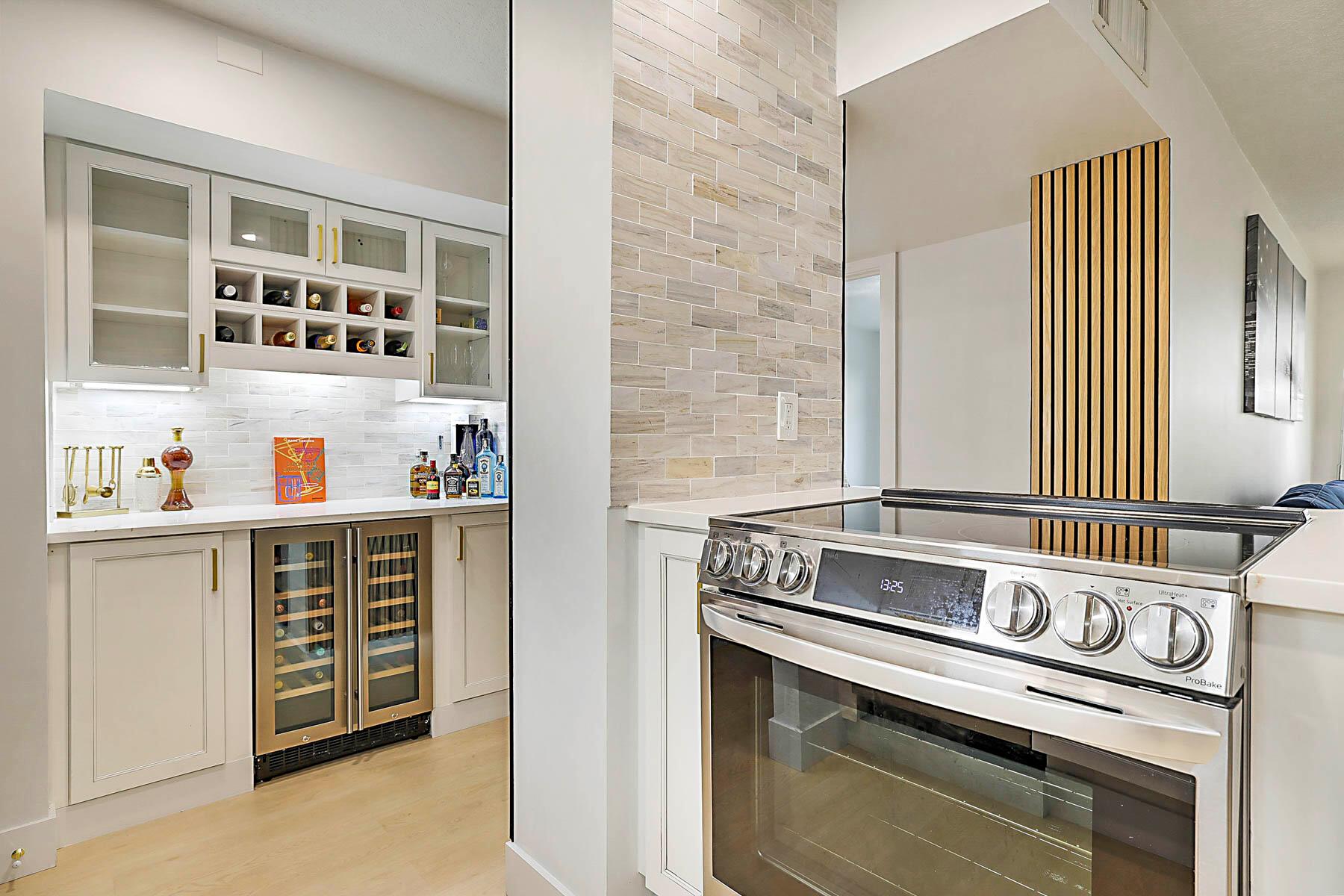 BOCA TOWERS CONDO PORTION - Residential