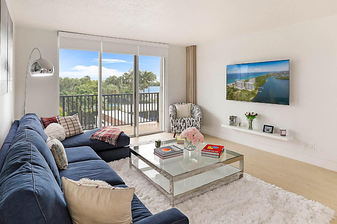 2121 N Ocean Boulevard 305w