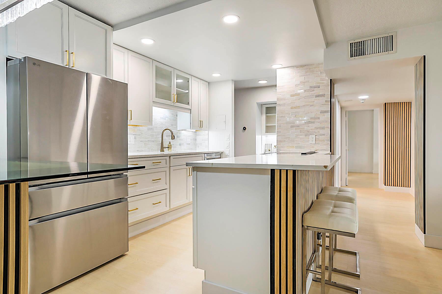 BOCA TOWERS CONDO PORTION - Residential