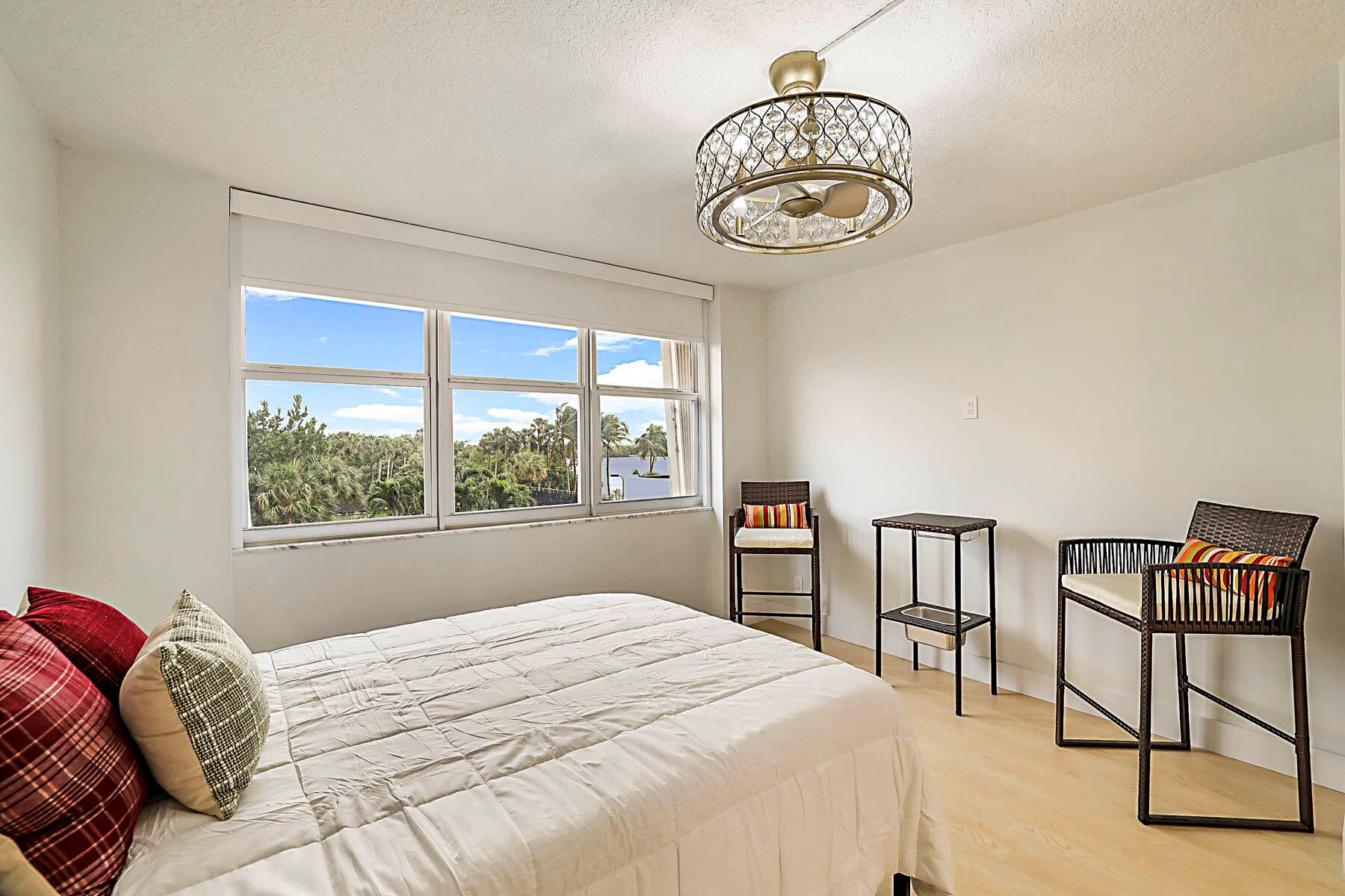 BOCA TOWERS CONDO PORTION - Residential