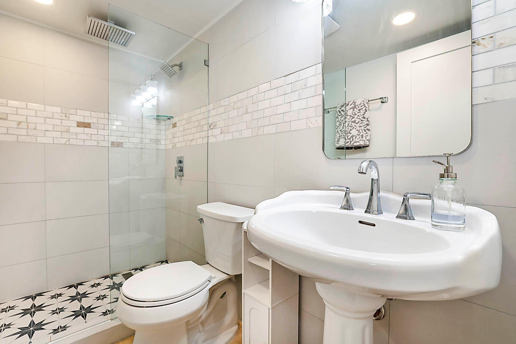 BOCA TOWERS CONDO PORTION - Residential