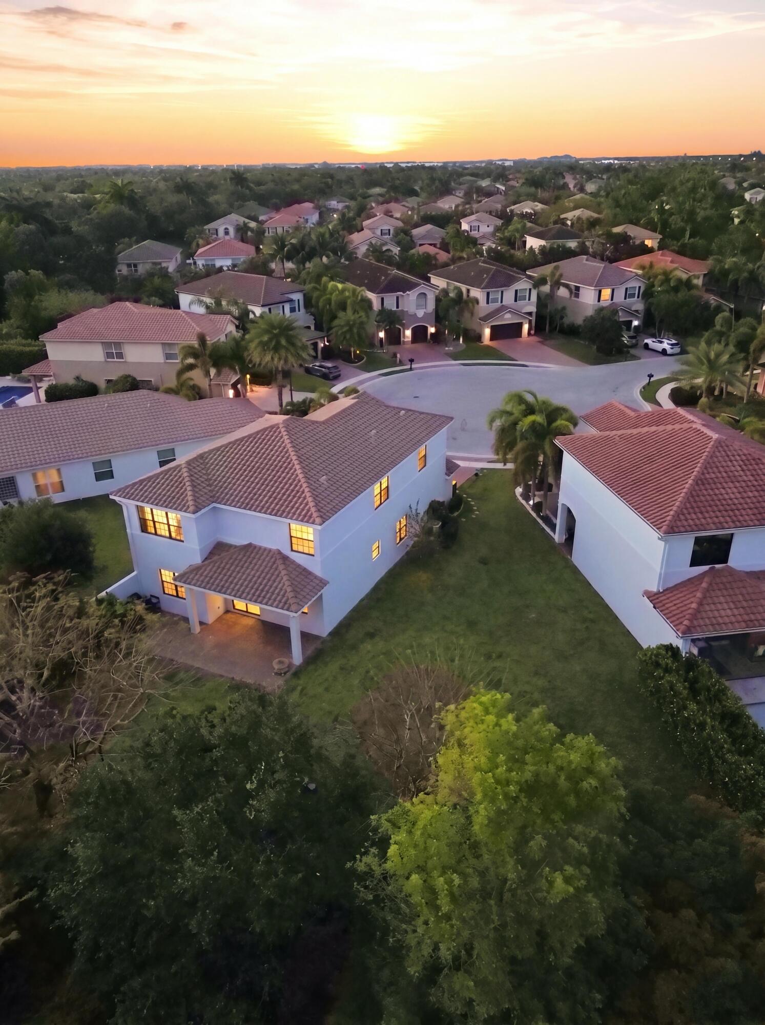 TRAILS AT CANYON - Residential