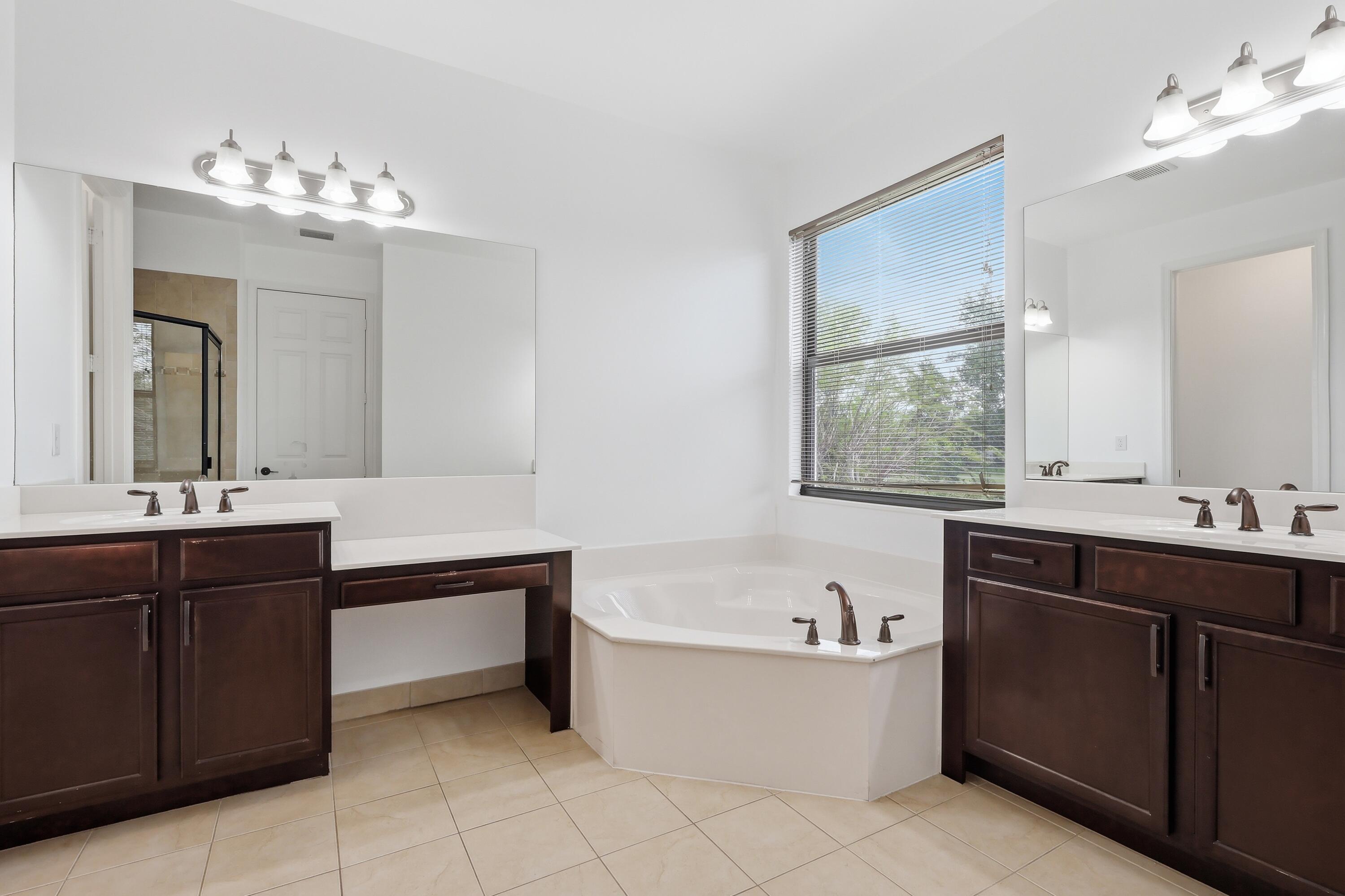 TRAILS AT CANYON - Residential