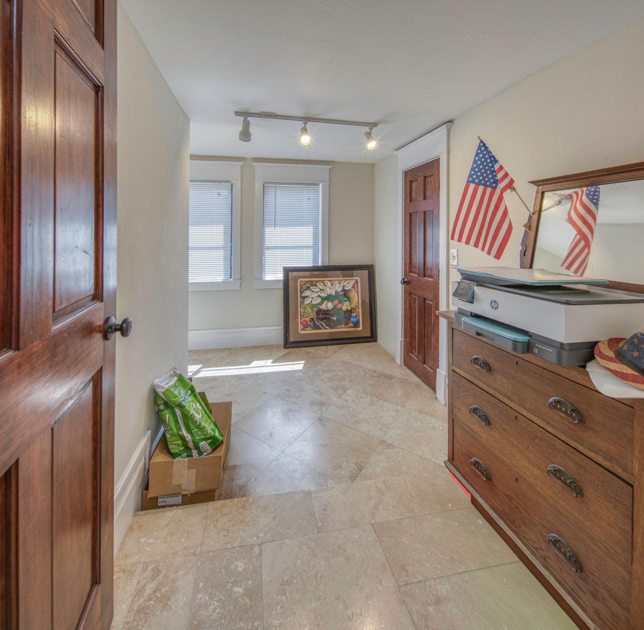 LAKE WORTH TOWN OF - Residential