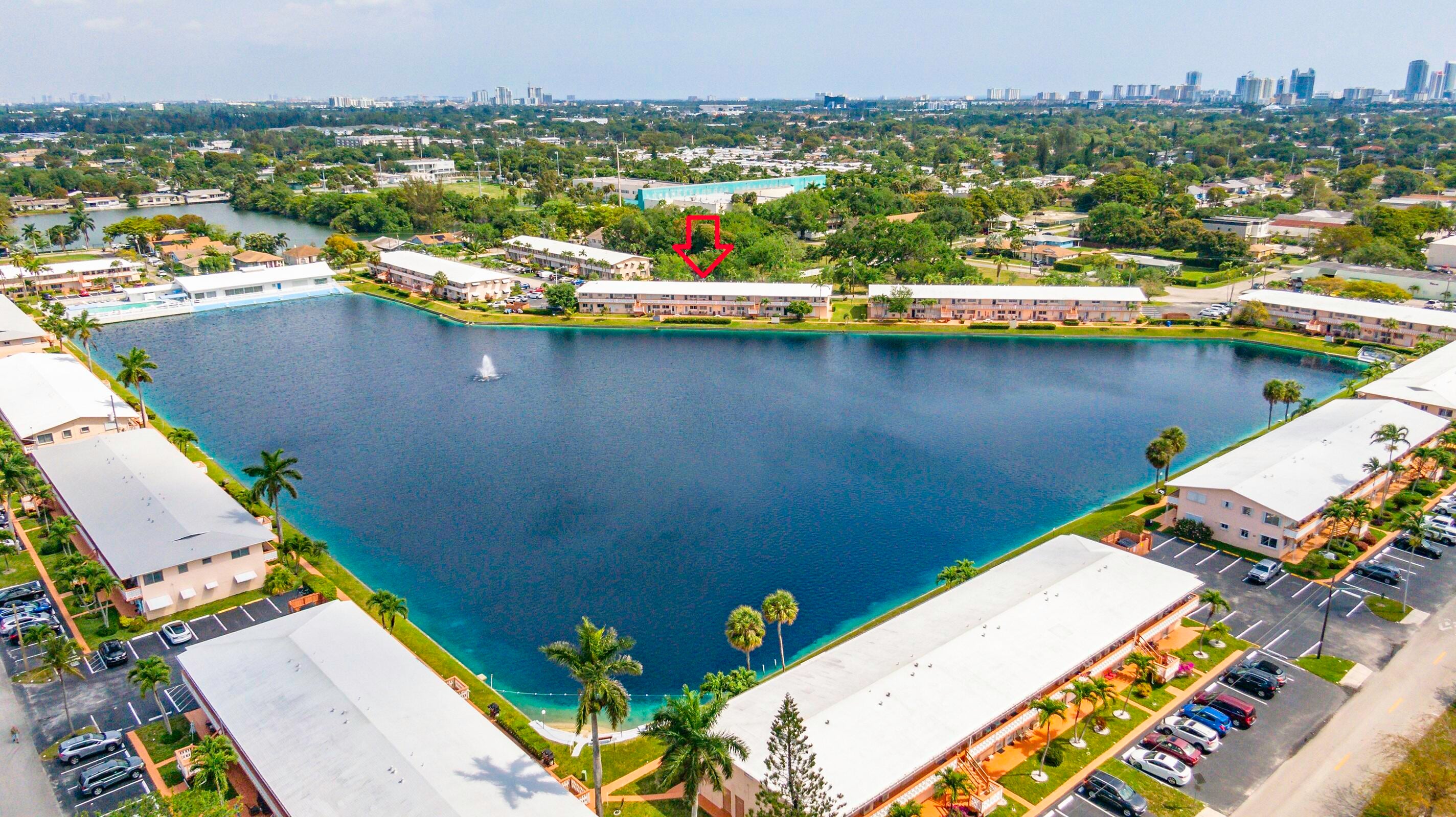View photos, virtual tours, details... 900 SW 10th Terrace 19S