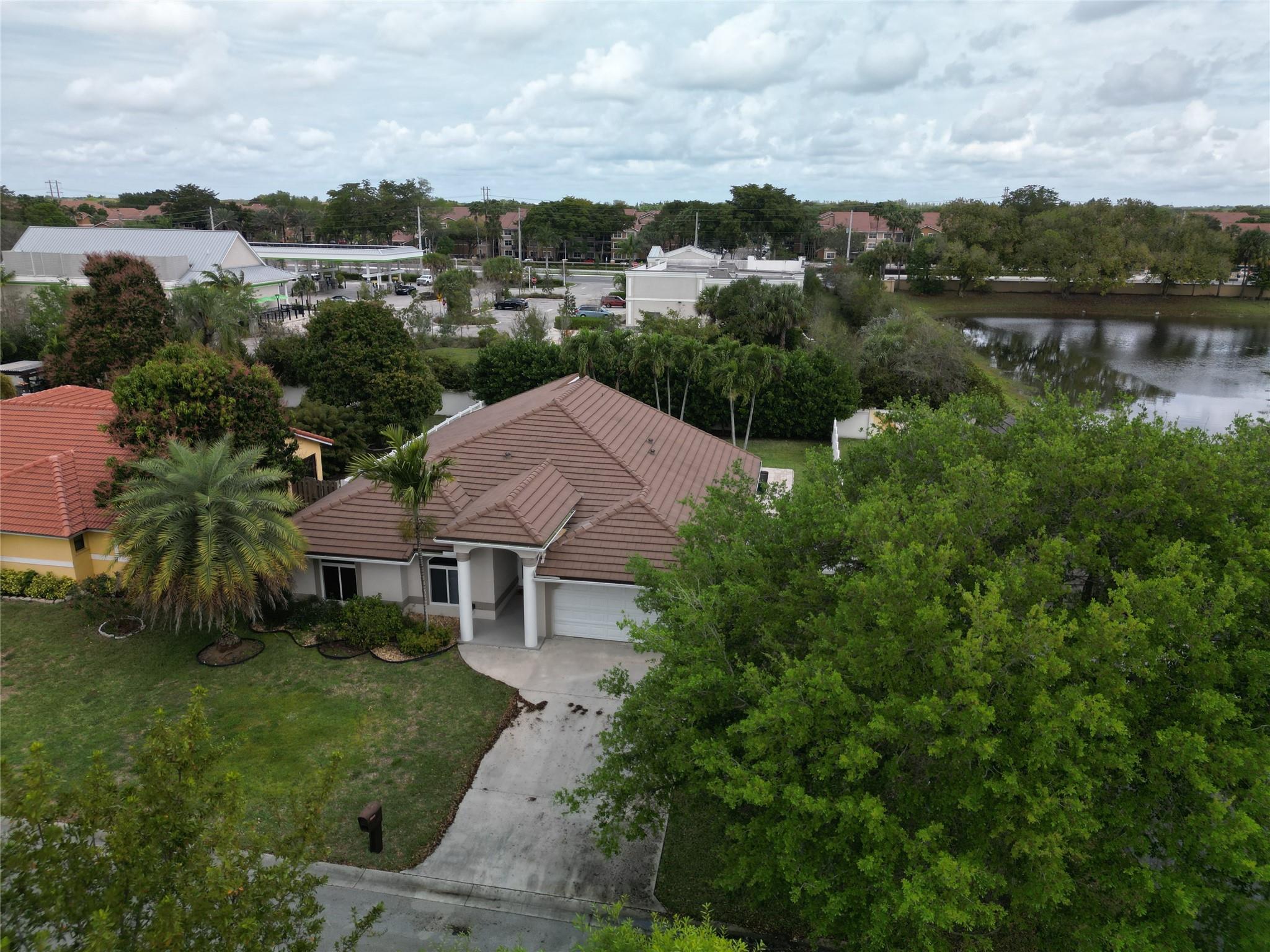 ROYAL LAND AMENDED - Residential Lease