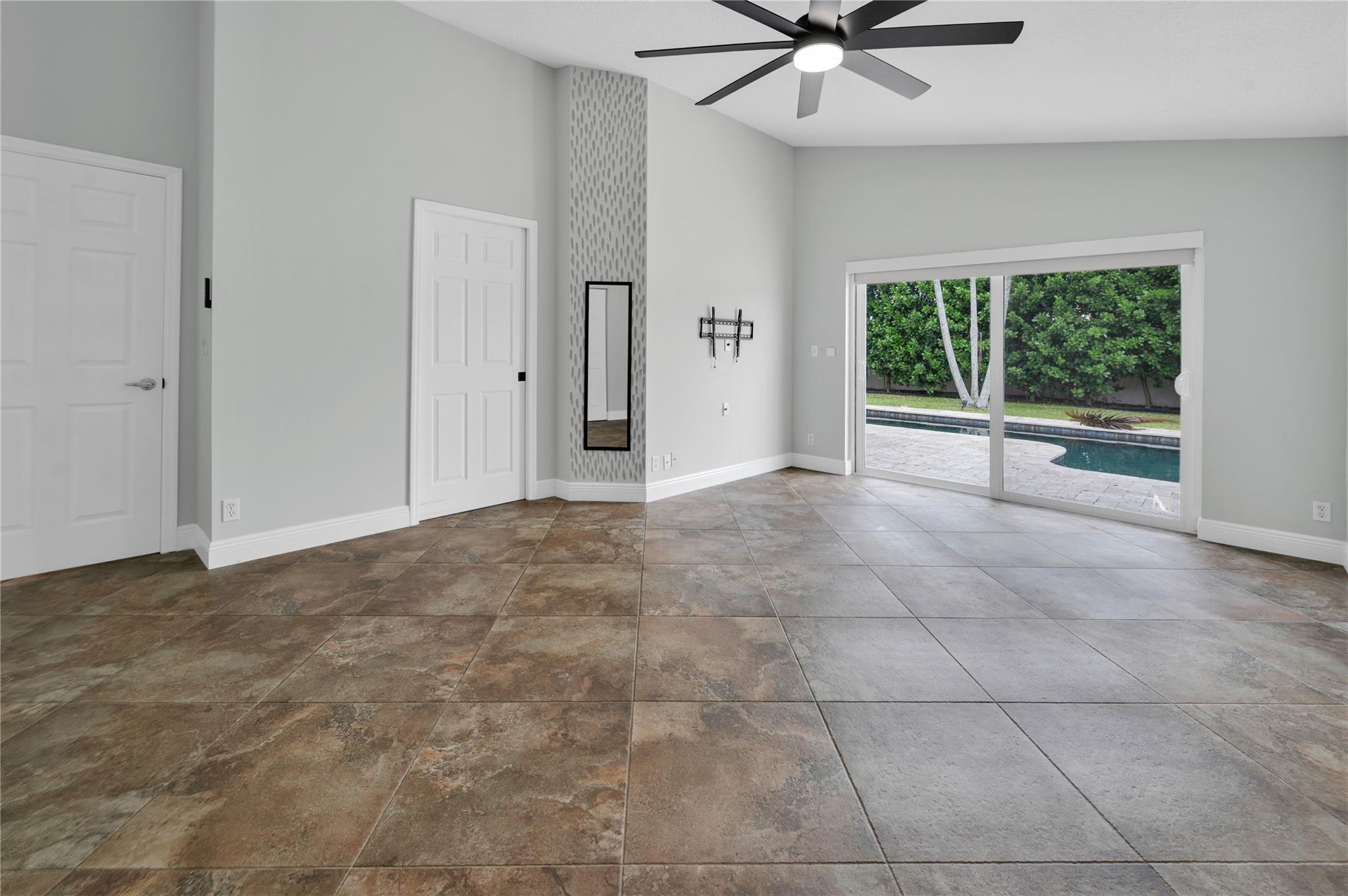 ROYAL LAND AMENDED - Residential Lease